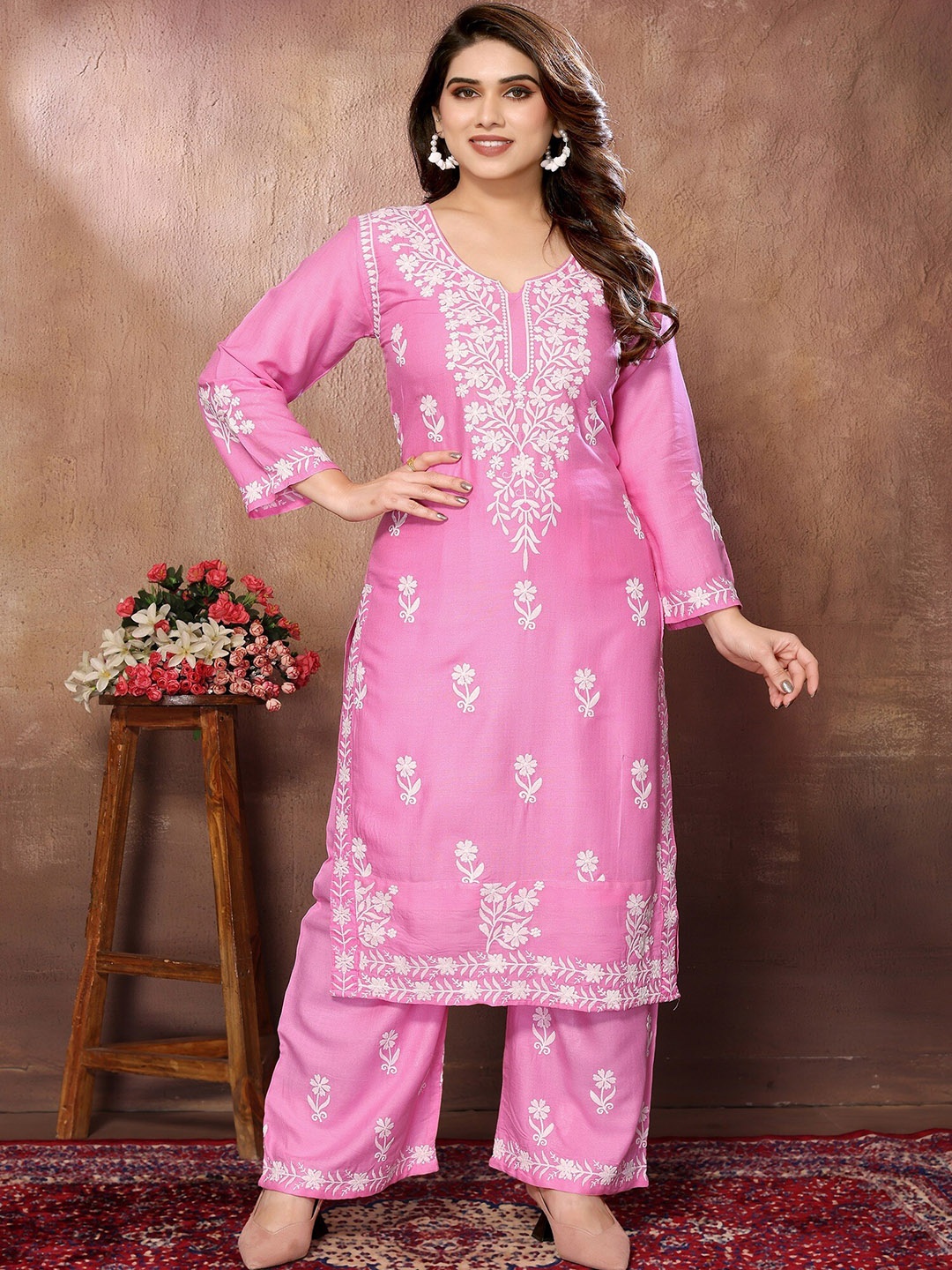 FABMORA Floral Embroidered Round Neck Three-Quarter Sleeves Chikankari Kurta with Palazzos, Pink
FABMORA Floral Embroidered Round Neck Three-Quarter Sleeves Chikankari Kurta with Palazzos, Pink