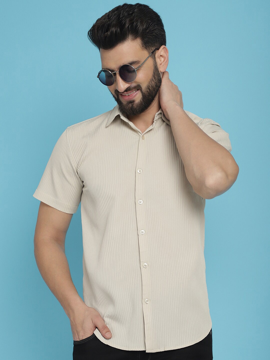Indian Needle Vertical Stripes Spread Collar Classic Wrinkle Free Casual Shirt, Cream
Indian Needle Vertical Stripes Spread Collar Classic Wrinkle Free Casual Shirt, Cream