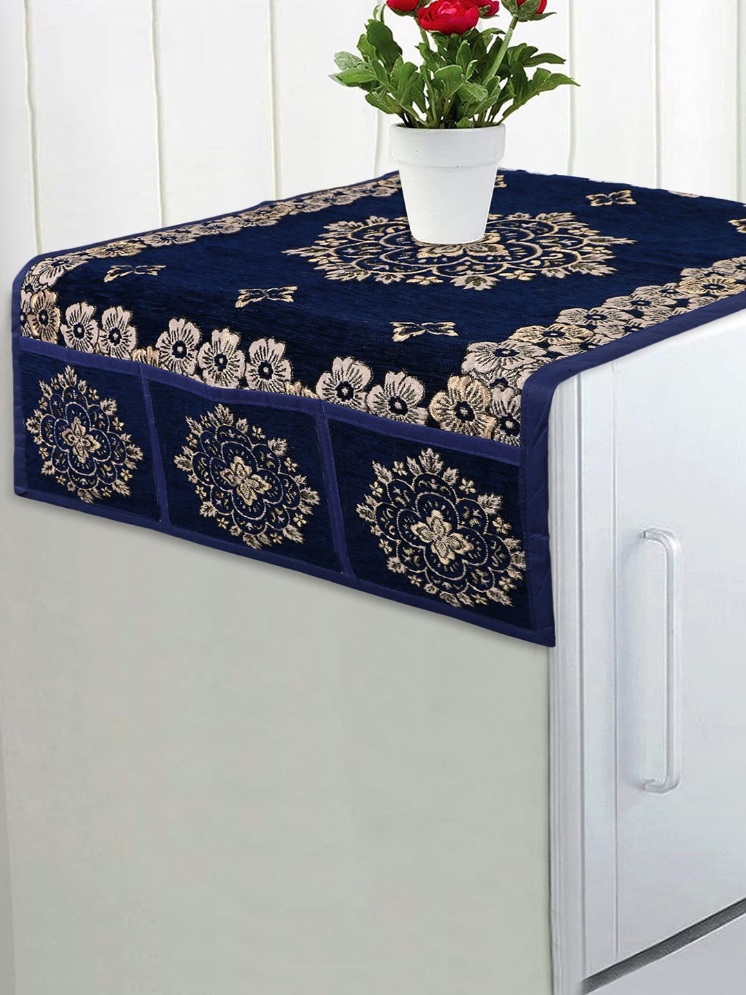 Dakshya Industries Navy Blue & Beige Woven Design Light Weight Velvet Refrigerator Cover
Dakshya Industries Navy Blue & Beige Woven Design Light Weight Velvet Refrigerator Cover