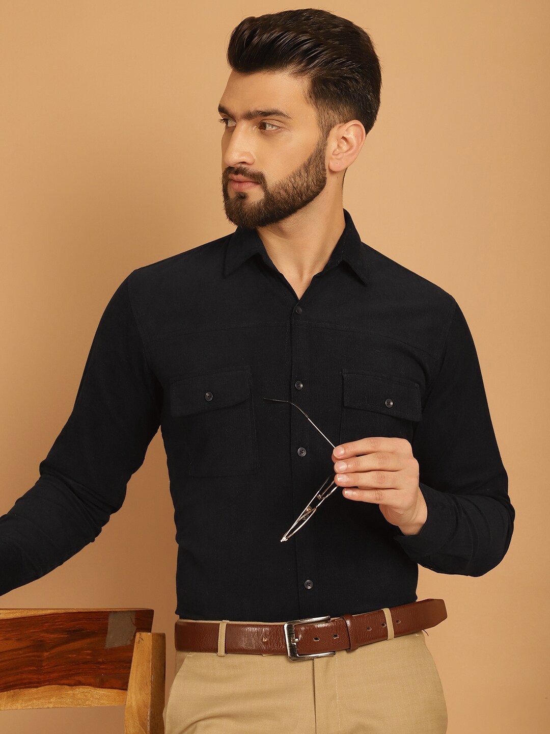 Indian Needle Classic Spread Collar Long Sleeves Regular Fit Formal Shirt, Navy blue
Indian Needle Classic Spread Collar Long Sleeves Regular Fit Formal Shirt, Navy blue