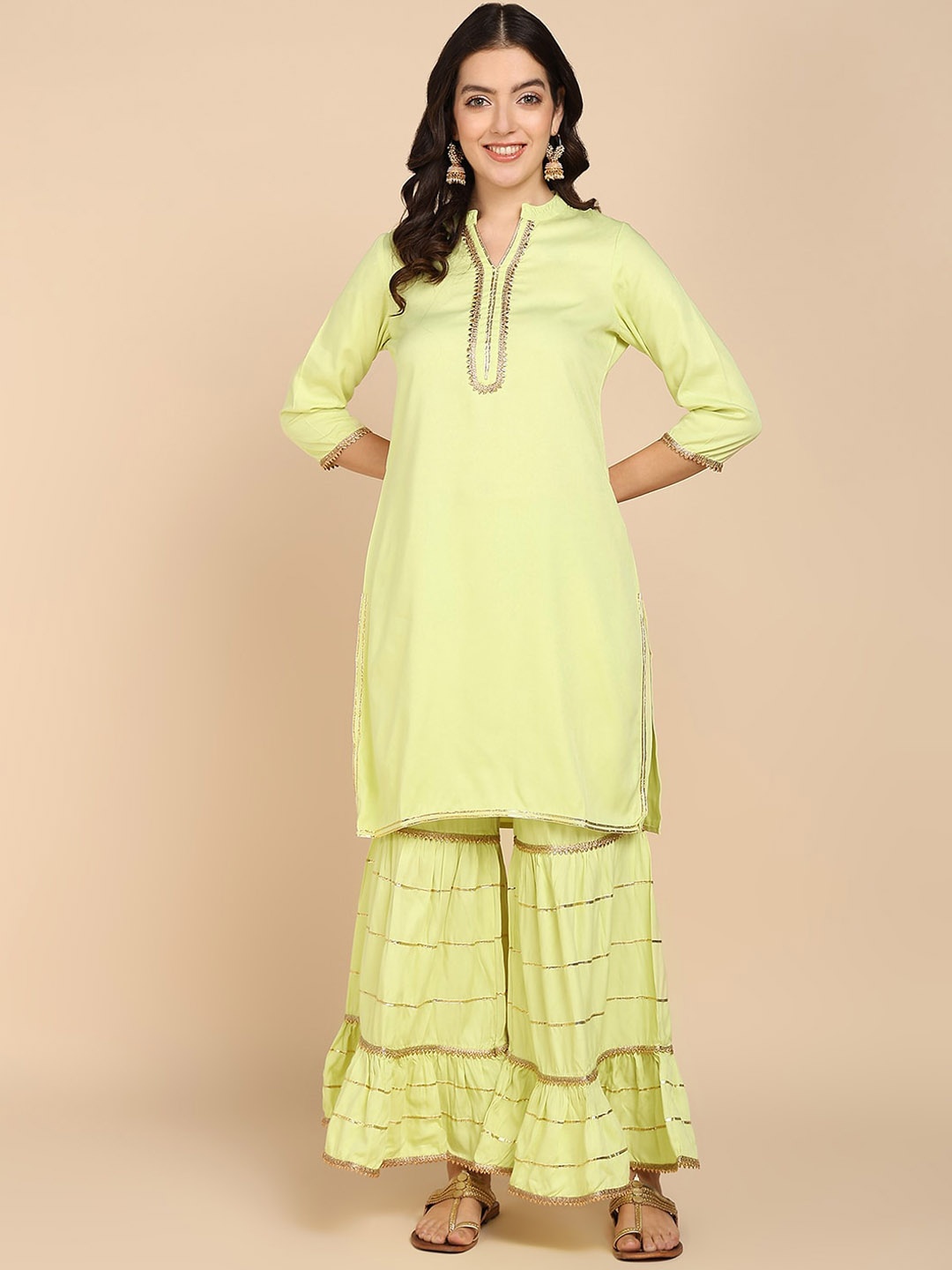 VAHSON Mandarin Collar Three Quarter Sleeves Regular Pure Cotton Kurta with Sharara, Lime green
VAHSON Mandarin Collar Three Quarter Sleeves Regular Pure Cotton Kurta with Sharara, Lime green