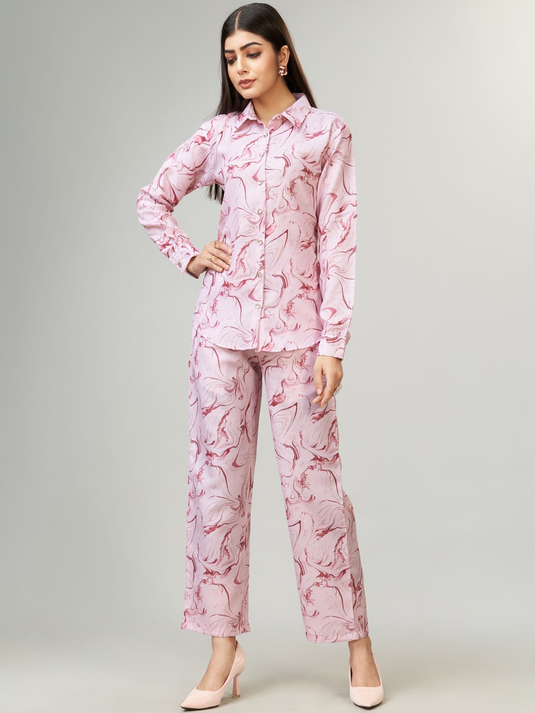 

Kandora Abstract Printed Long Sleeves Shirt & Trousers, Pink