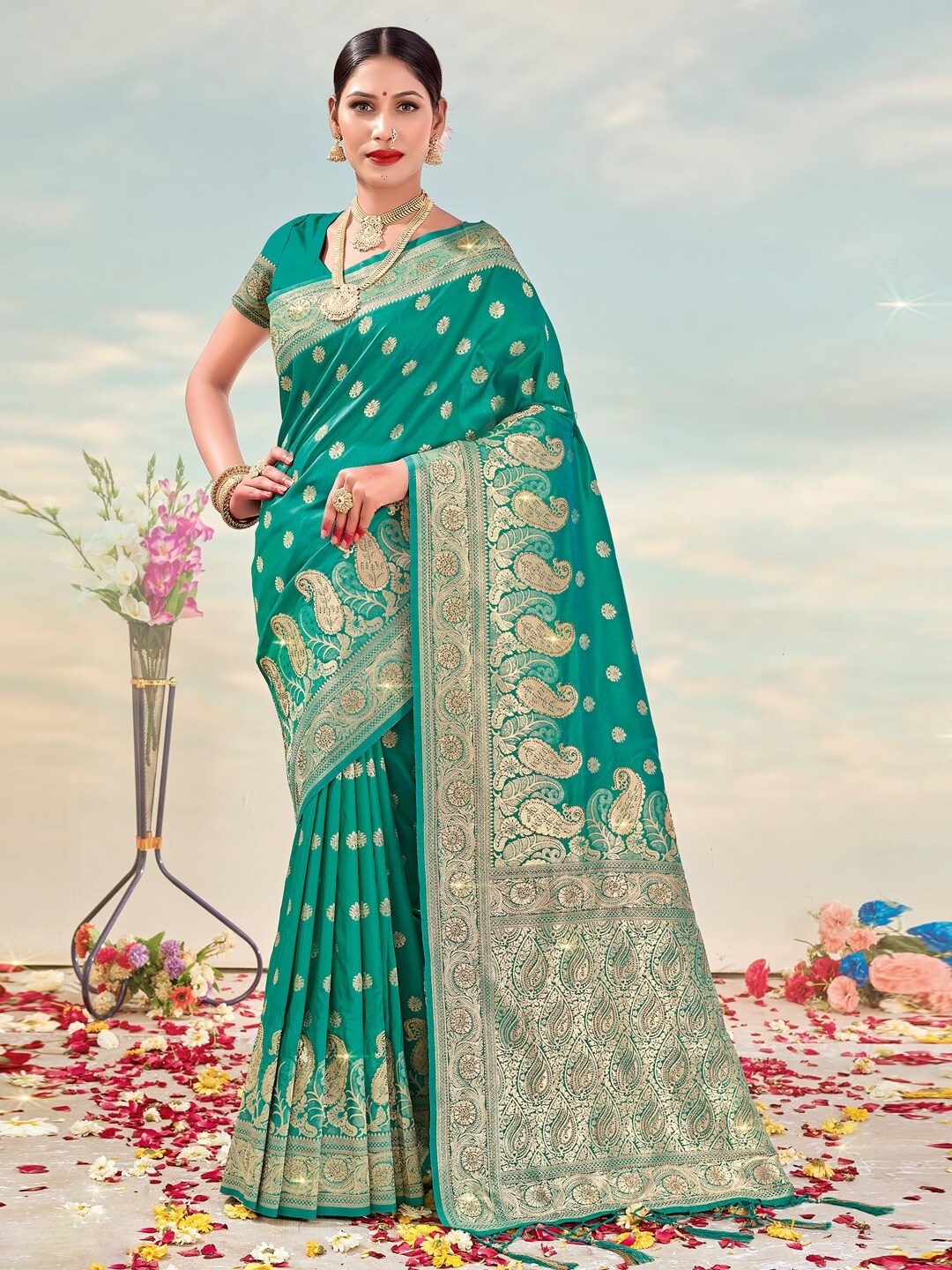 Mitera Ethnic Motifs Woven Design Zari Saree, Sea green