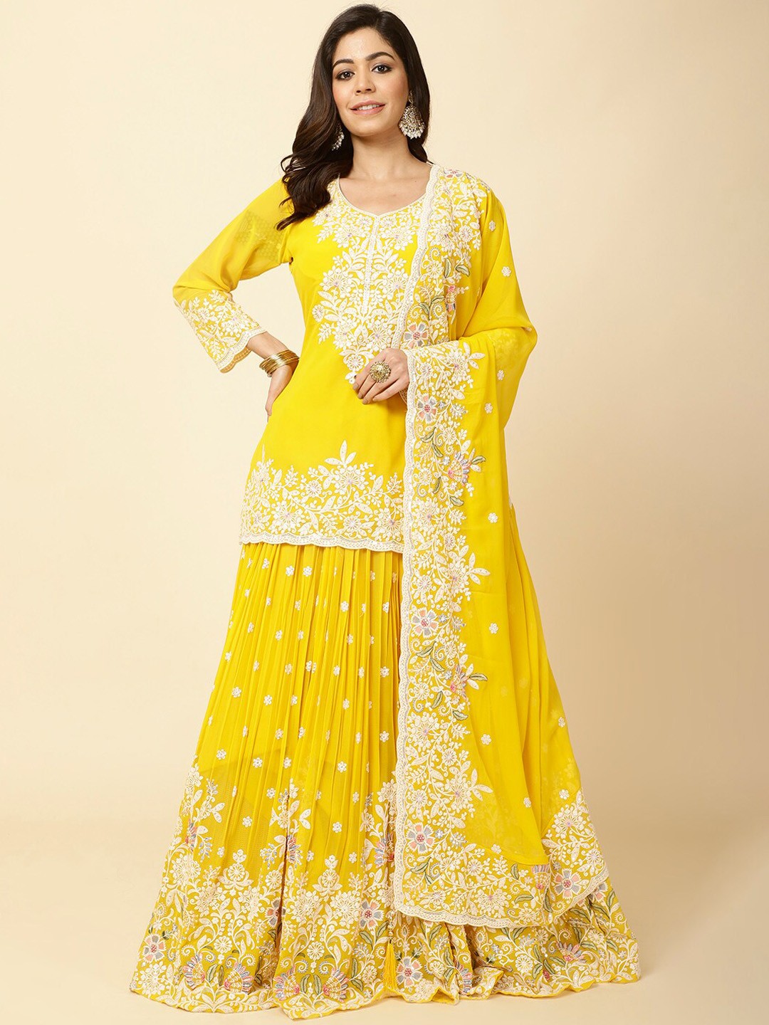 Meena Bazaar Floral Embroidered Sequinned Ready to Wear Lehenga With Blouse & Dupatta, Mustard
Meena Bazaar Floral Embroidered Sequinned Ready to Wear Lehenga With Blouse & Dupatta, Mustard