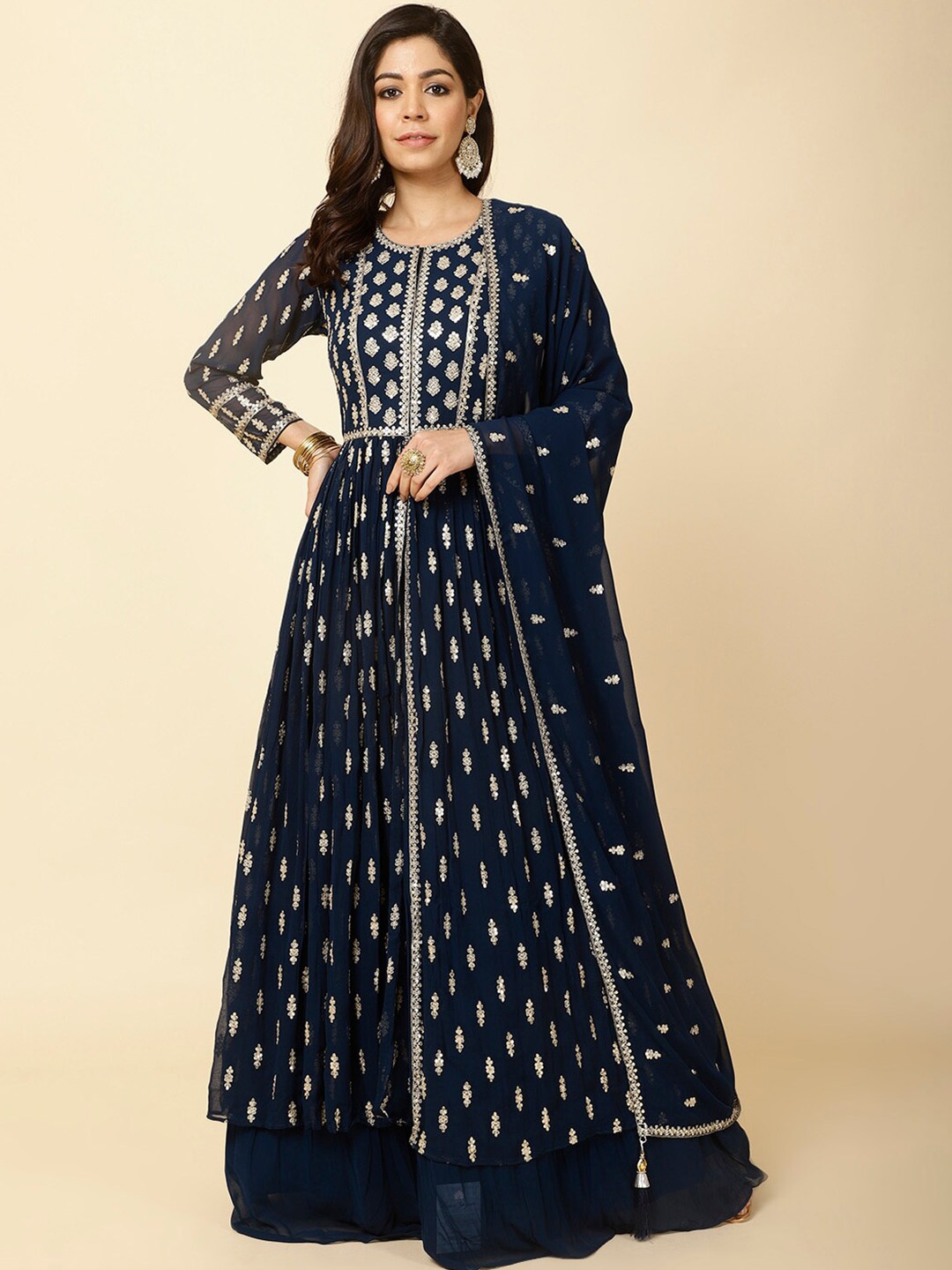 Meena Bazaar Round Neck Ethnic Motifs Regular Kurta with Skirt & With Dupatta, Navy blue
Meena Bazaar Round Neck Ethnic Motifs Regular Kurta with Skirt & With Dupatta, Navy blue