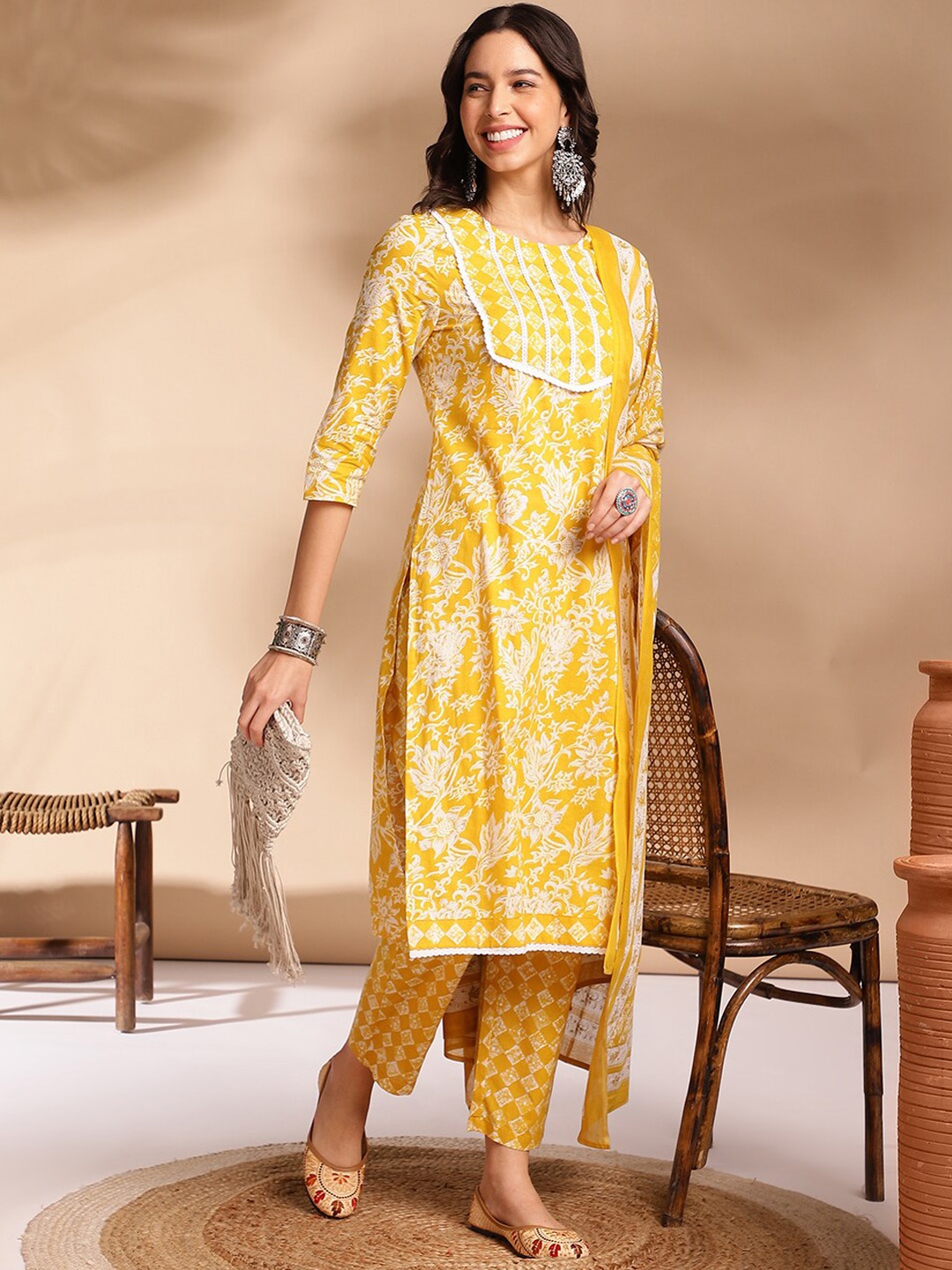 Anouk Ethnic Motifs Printed Regular Pure Cotton Kurta With Trousers & Dupatta, Yellow
Anouk Ethnic Motifs Printed Regular Pure Cotton Kurta With Trousers & Dupatta, Yellow