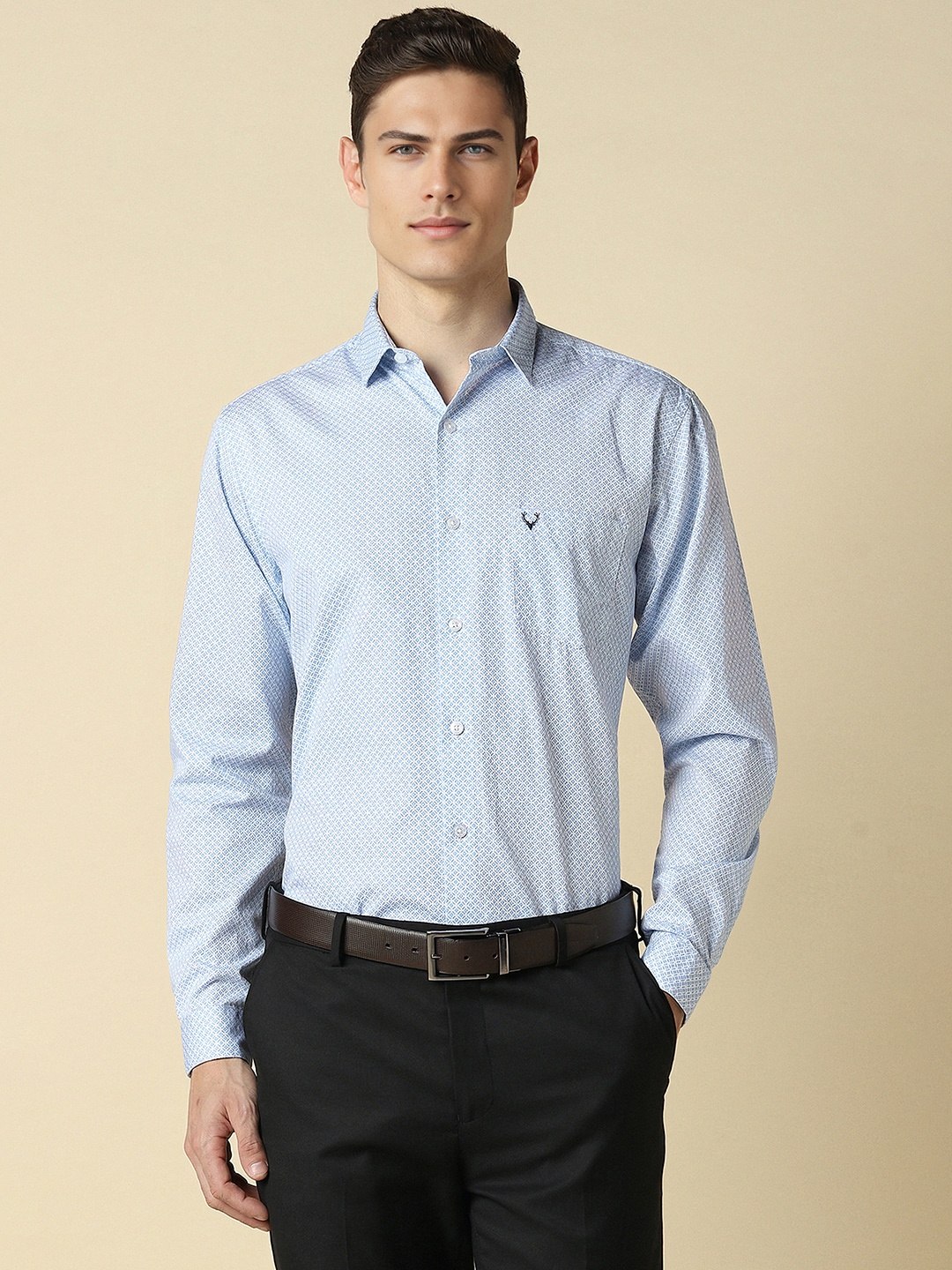 Allen Solly Slim Fit Micro Ditsy Printed Spread Collar Long Sleeves Cotton Formal Shirt, Blue
Allen Solly Slim Fit Micro Ditsy Printed Spread Collar Long Sleeves Cotton Formal Shirt, Blue