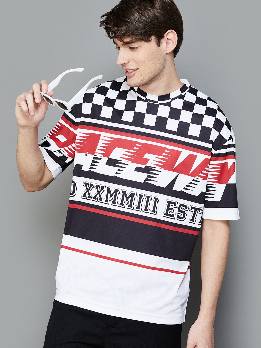 Fame Forever by Lifestyle Round Neck Printed Cotton Oversized Monochrome T-shirt, White
Fame Forever by Lifestyle Round Neck Printed Cotton Oversized Monochrome T-shirt, White
