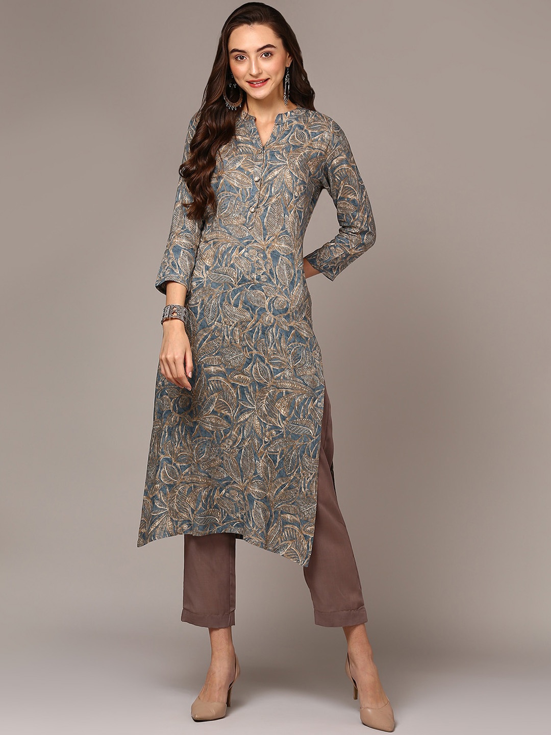 KALINI Ethnic Motifs Printed Mandarin Collar Regular Sleeves Straight Kurta, Blue
KALINI Ethnic Motifs Printed Mandarin Collar Regular Sleeves Straight Kurta, Blue