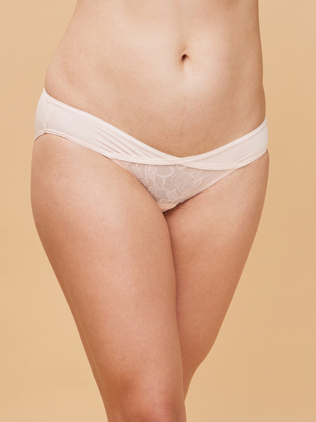 Enamor Low Rise Lace Bikini Brief, Peach
Enamor Low Rise Lace Bikini Brief, Peach