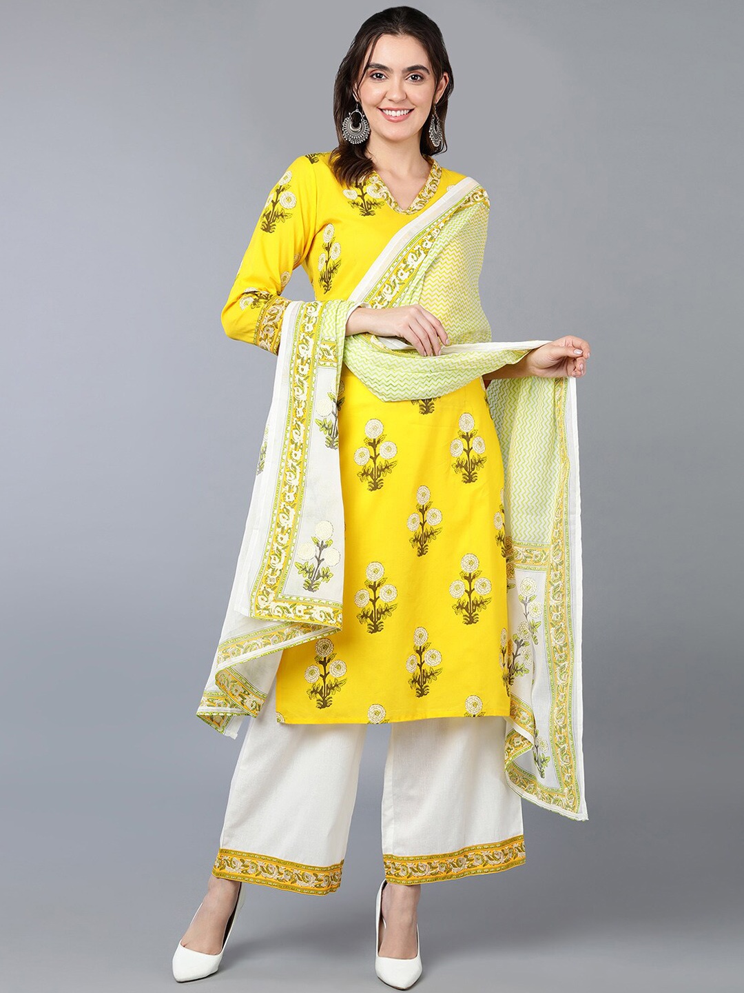 KALINI Floral Printed Regular Pure Cotton V-Neck Straight Kurta with Palazzos & Dupatta, Yellow
KALINI Floral Printed Regular Pure Cotton V-Neck Straight Kurta with Palazzos & Dupatta, Yellow