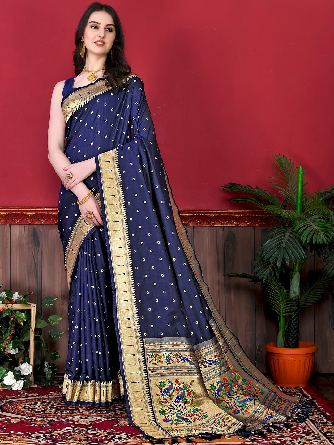 V3 FASHION STUDIO Ethnic Motifs Woven Design Zari Pure Silk Paithani Saree, Navy blue
V3 FASHION STUDIO Ethnic Motifs Woven Design Zari Pure Silk Paithani Saree, Navy blue
