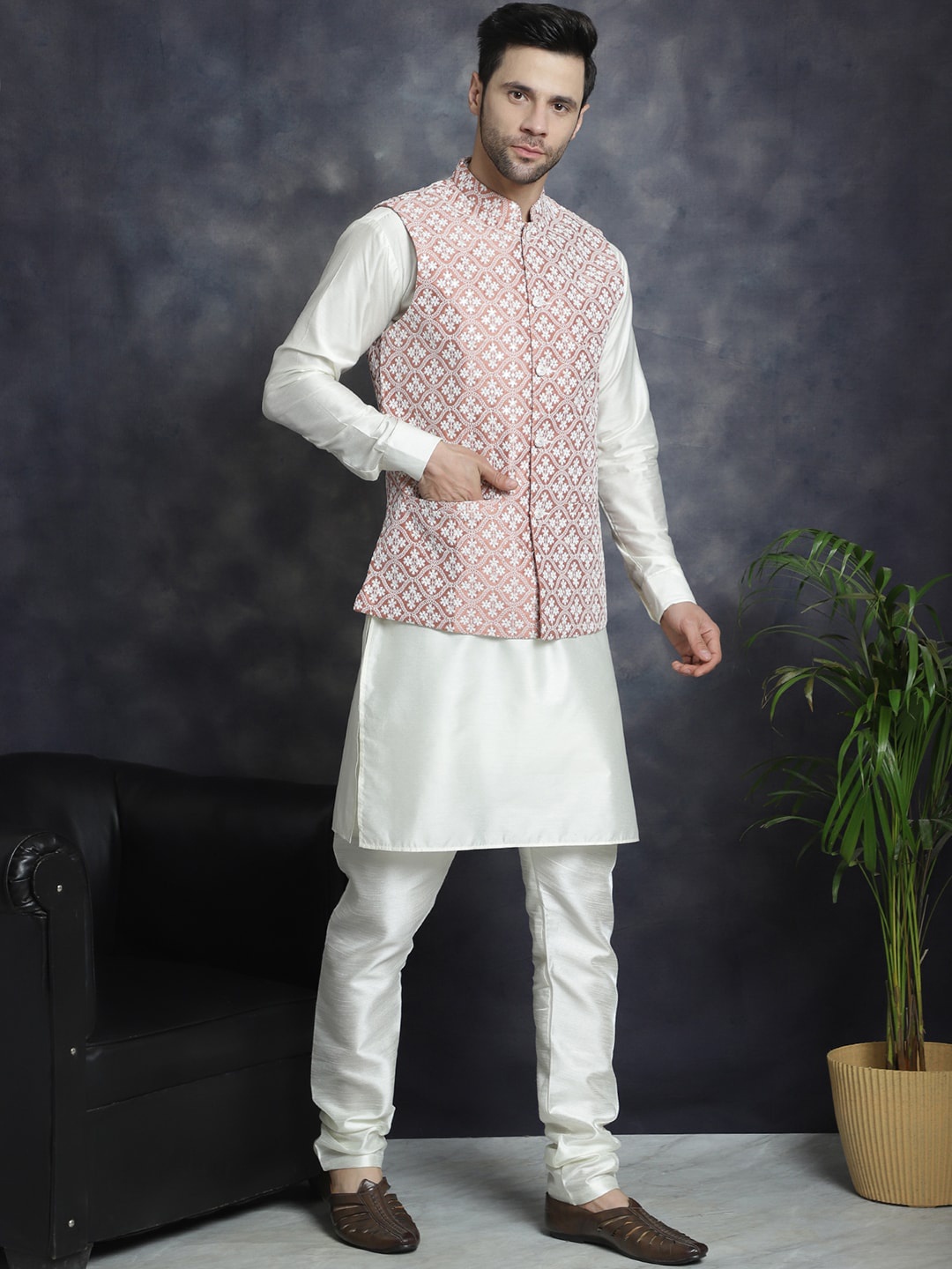 Anouk Floral Embroidered Mandarin Collar Long Sleeves Sequinned Kurta with Pyjamas, Peach
Anouk Floral Embroidered Mandarin Collar Long Sleeves Sequinned Kurta with Pyjamas, Peach
