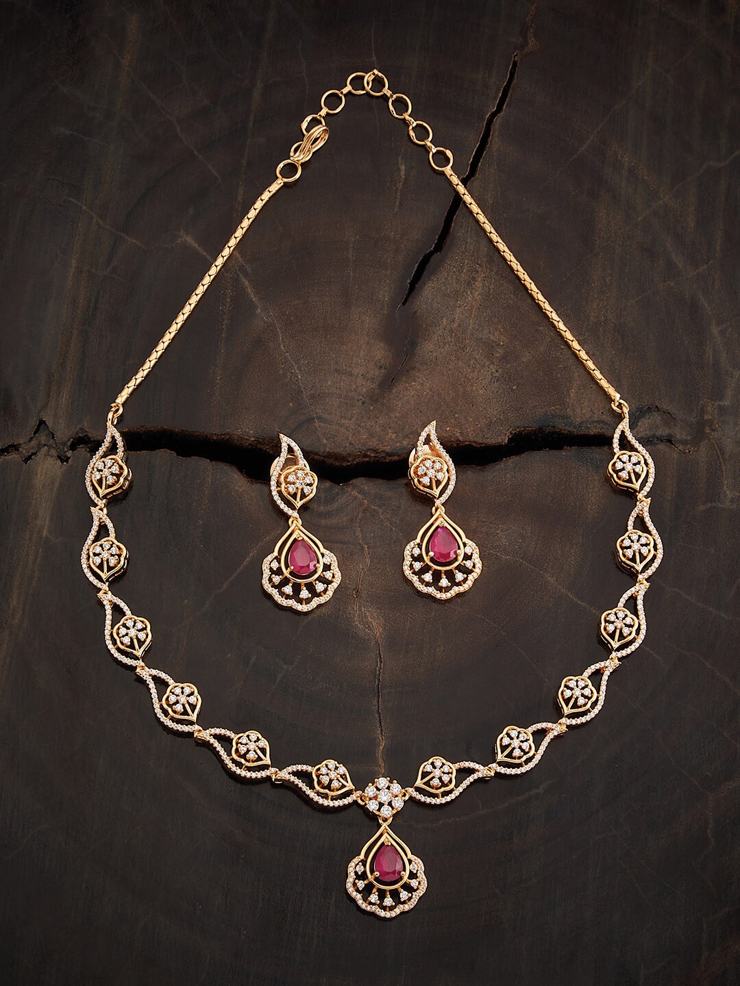 Kushal's Fashion Jewellery Gold-Plated Cubic Zirconia Stone Studded Jewellery Set
Kushal's Fashion Jewellery Gold-Plated Cubic Zirconia Stone Studded Jewellery Set