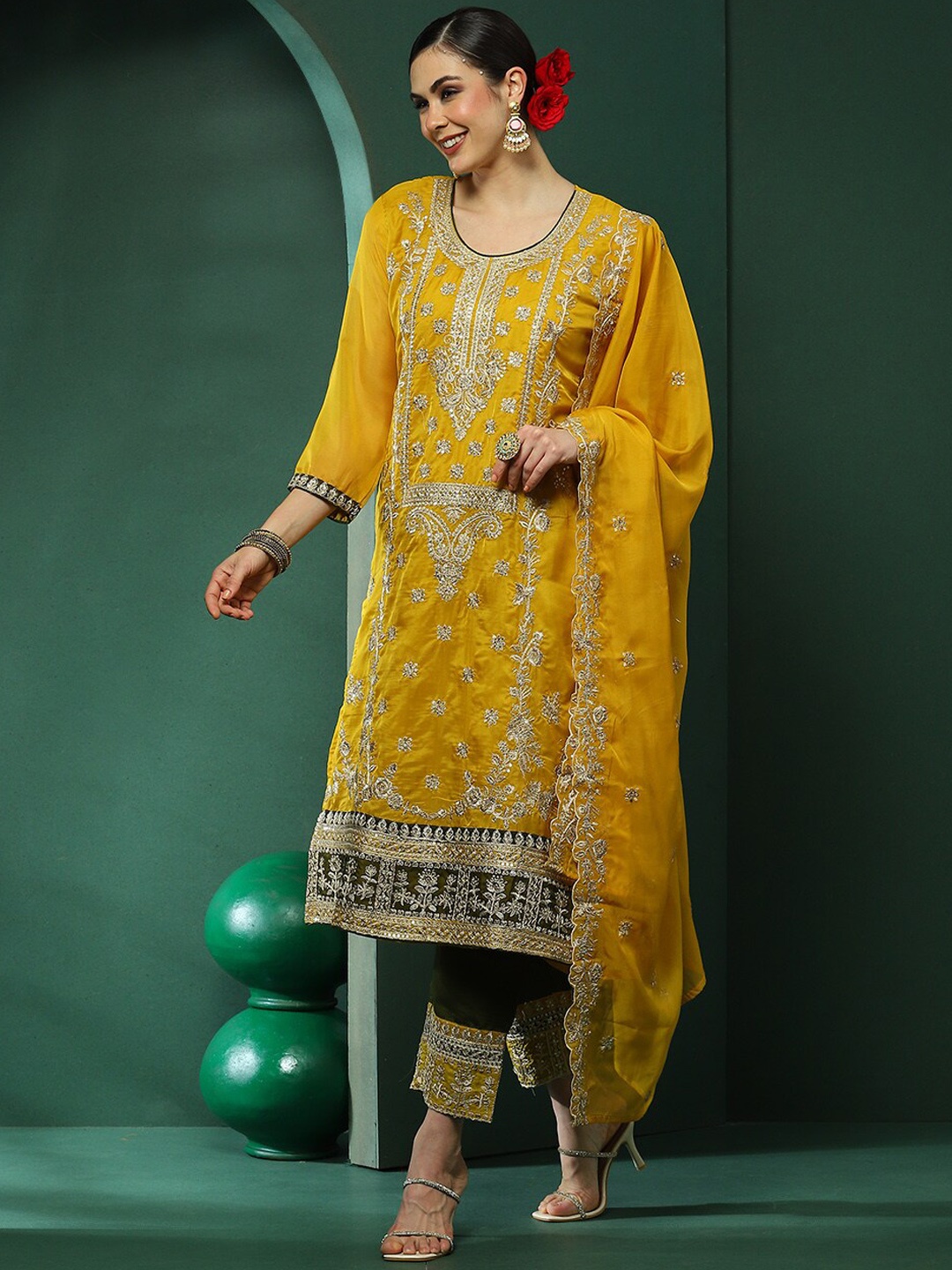 AKS Couture Ethnic Motifs Embroidered Organza Regular Kurta with Trousers & Dupatta, Yellow
AKS Couture Ethnic Motifs Embroidered Organza Regular Kurta with Trousers & Dupatta, Yellow