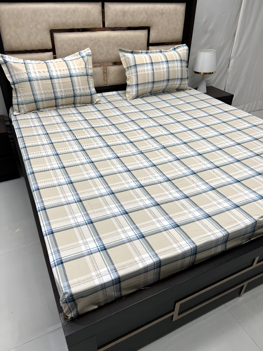 Pure Decor Yellow & White Checked Pure Cotton 350 TC King Bedsheet with 2 Pillow Covers
Pure Decor Yellow & White Checked Pure Cotton 350 TC King Bedsheet with 2 Pillow Covers