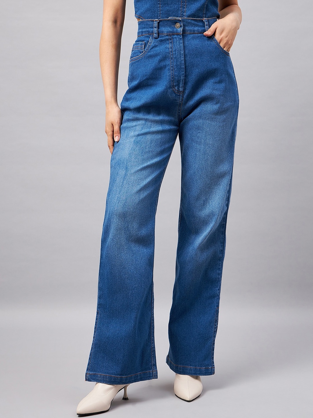 Orchid Blues Women Flared High Rise Clean Look Light Fade Cotton Jeans With Side Slit, Blue
Orchid Blues Women Flared High Rise Clean Look Light Fade Cotton Jeans With Side Slit, Blue