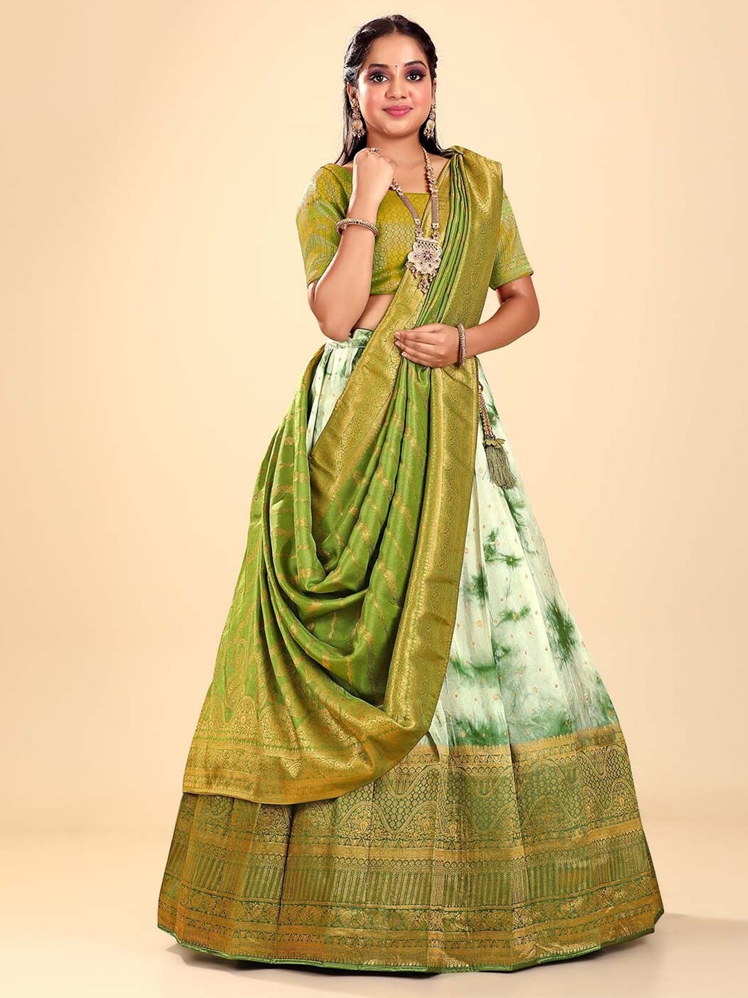 HALFSAREE STUDIO Ethnic Motif Woven Design Semi-Stitched Lehenga & Blouse With Dupatta, Olive
HALFSAREE STUDIO Ethnic Motif Woven Design Semi-Stitched Lehenga & Blouse With Dupatta, Olive