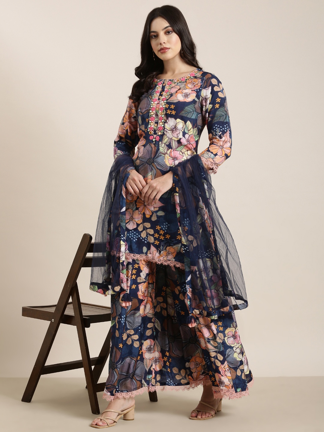 SHOWOFF Floral Printed Regular Mirror Work Kurti with Trousers & Dupatta, Navy blue
SHOWOFF Floral Printed Regular Mirror Work Kurti with Trousers & Dupatta, Navy blue
