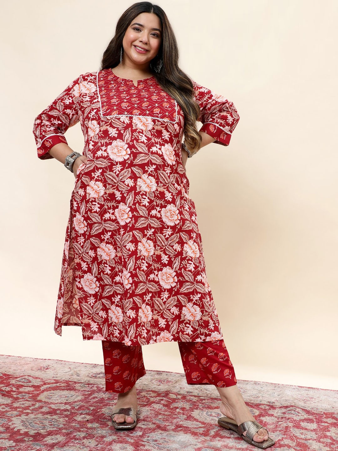 Sringam Round Neck Floral Printed Regular Sequinned Pure Cotton Kurta with Trousers, Red
Sringam Round Neck Floral Printed Regular Sequinned Pure Cotton Kurta with Trousers, Red