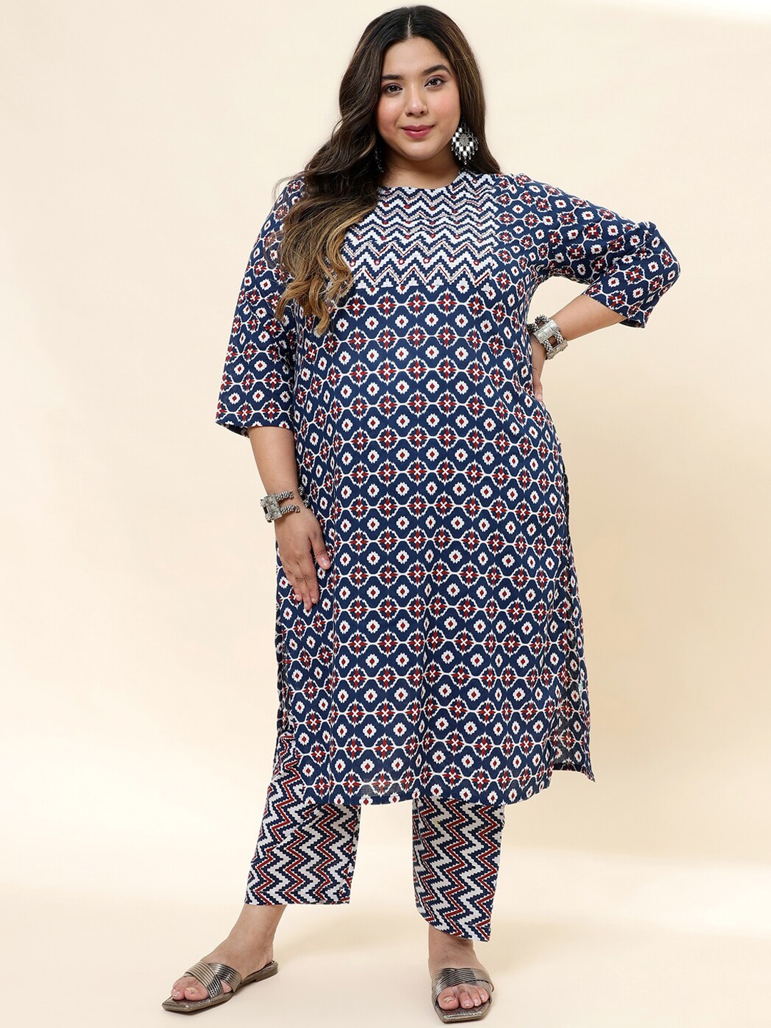 Sringam Round Neck Ethnic Motifs Printed Regular Pure Cotton Kurta with Trousers, Blue
Sringam Round Neck Ethnic Motifs Printed Regular Pure Cotton Kurta with Trousers, Blue