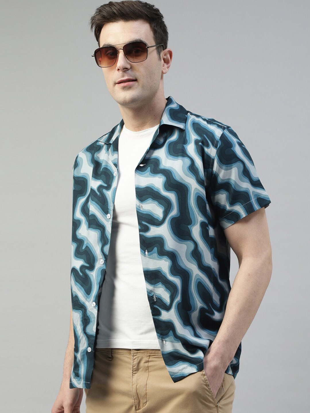 Hancock Comfort Relaxed Fit Abstract Printed Cuban Collar Short Sleeves Casual Shirt, Navy blue
Hancock Comfort Relaxed Fit Abstract Printed Cuban Collar Short Sleeves Casual Shirt, Navy blue