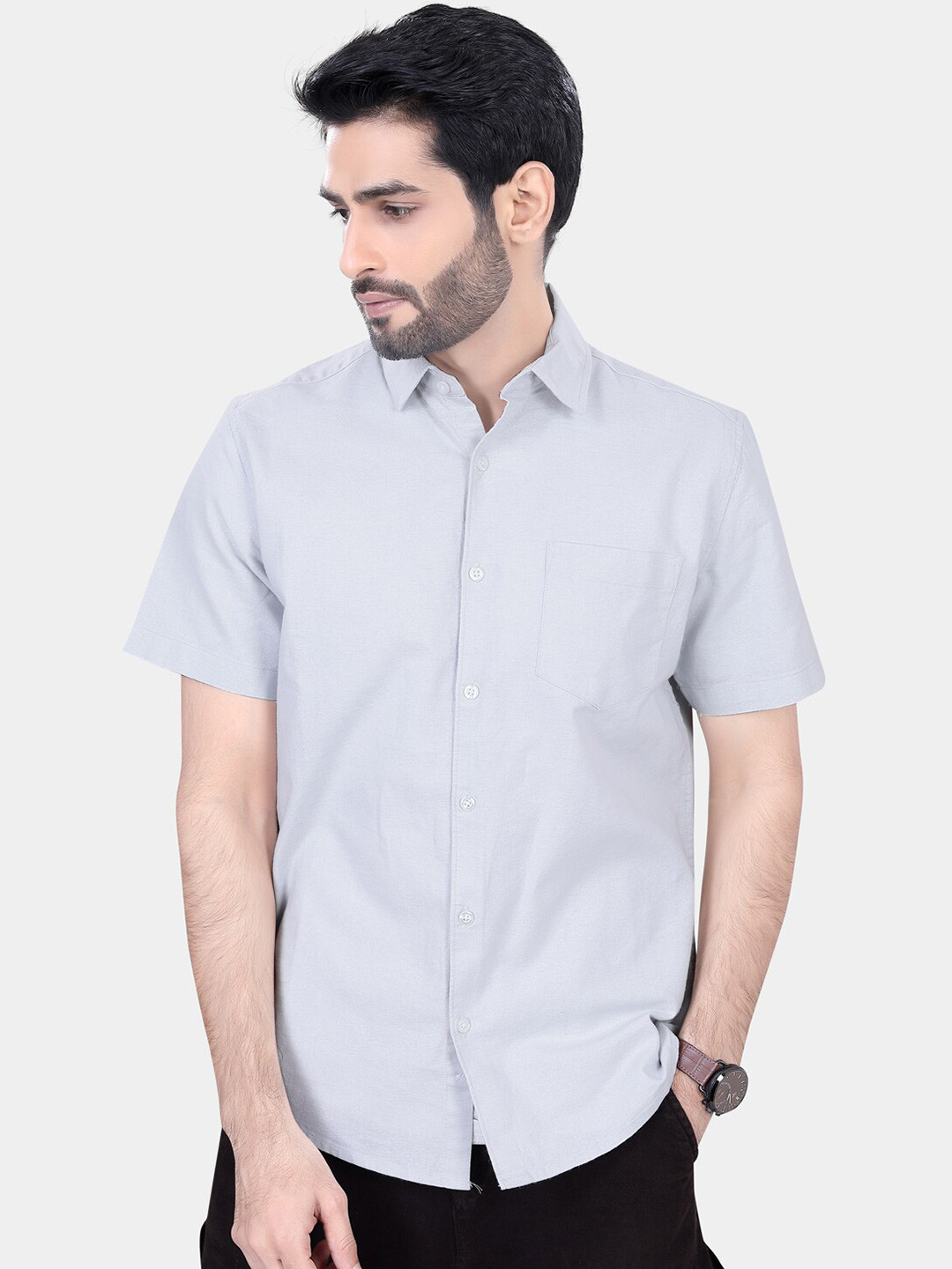 VASTRADO Classic Spread Collar Spread Collar Short Sleeves Slim Fit Casual Shirt, Navy blue 
VASTRADO Classic Spread Collar Spread Collar Short Sleeves Slim Fit Casual Shirt, Navy blue