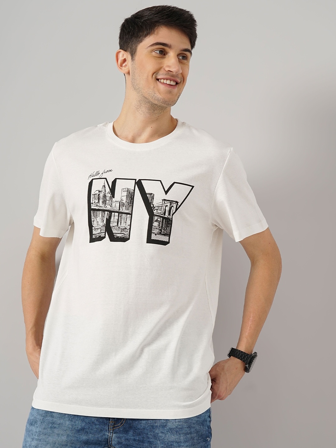 Celio Round Neck short Sleeves Typography Printed Regular Fit Cotton T-shirt, Off white
Celio Round Neck short Sleeves Typography Printed Regular Fit Cotton T-shirt, Off white