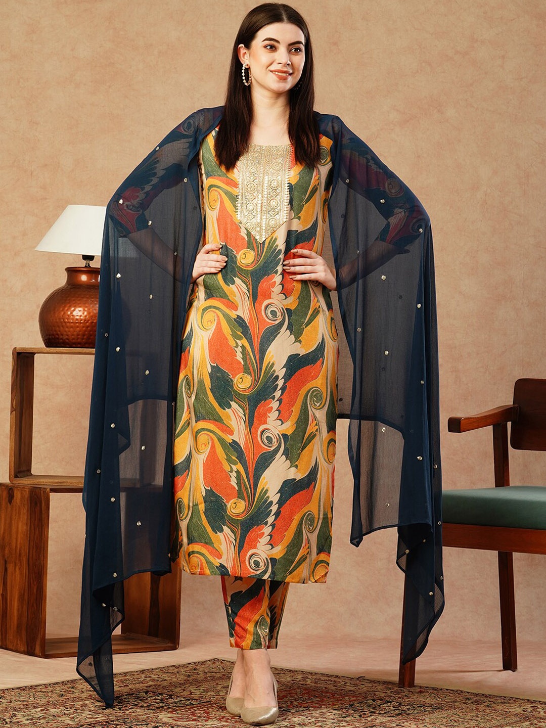 KALINI Floral Printed Square Neck Sequinned Straight Kurta With Trousers & Dupatta, Orange
KALINI Floral Printed Square Neck Sequinned Straight Kurta With Trousers & Dupatta, Orange