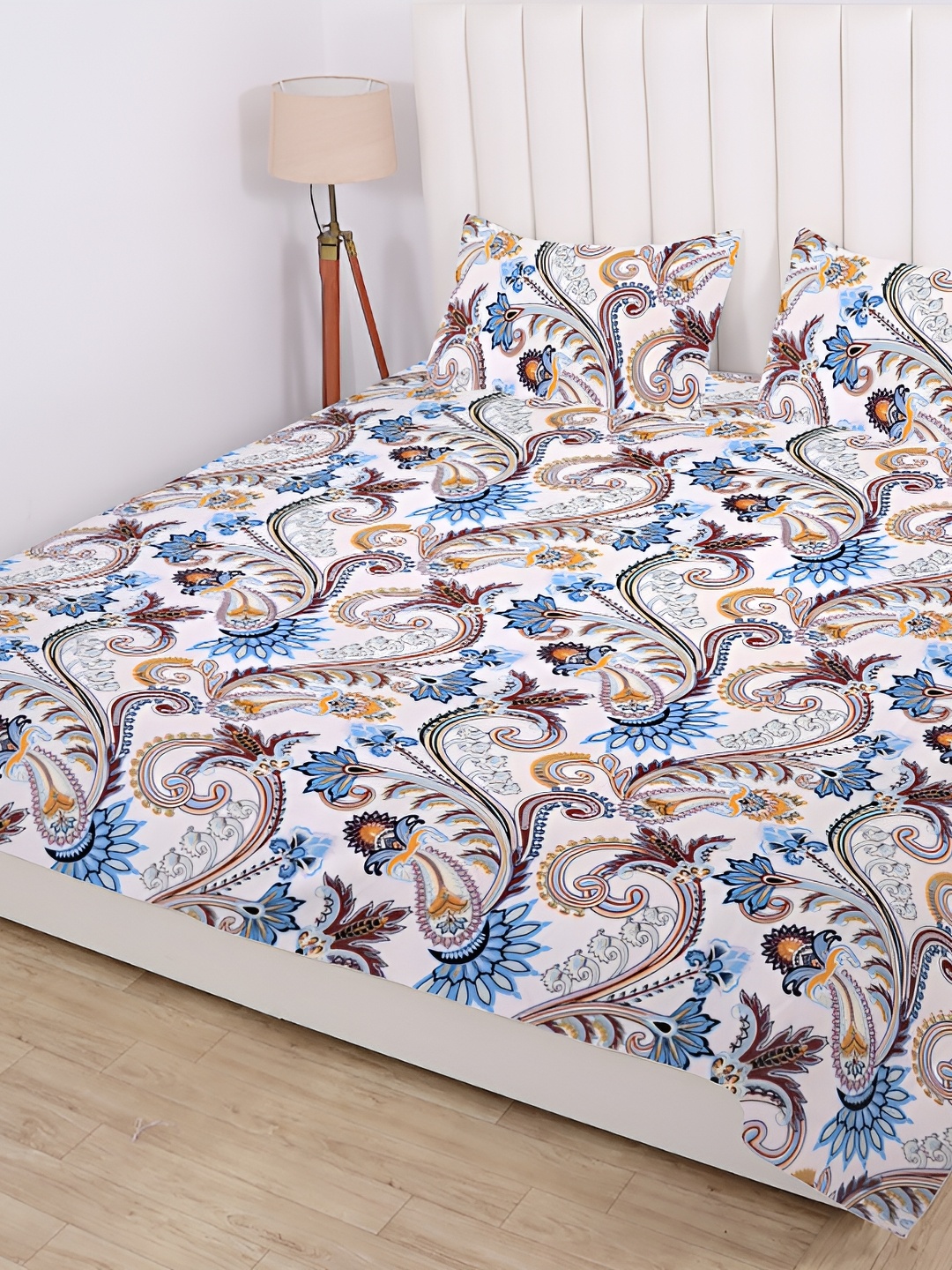 RD TREND White & Blue Floral Printed 210 TC Cotton King Bedsheet with 2 Pillow Covers
RD TREND White & Blue Floral Printed 210 TC Cotton King Bedsheet with 2 Pillow Covers