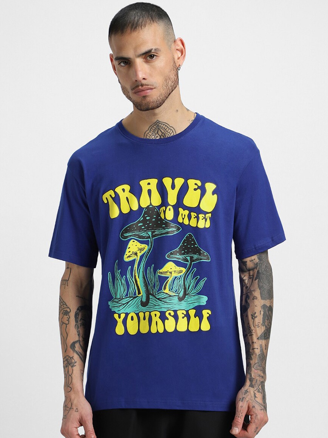 VEIRDO Graphic Printed Round Neck Drop-Shoulder Sleeves Pure Cotton Oversized T-shirt, Blue
VEIRDO Graphic Printed Round Neck Drop-Shoulder Sleeves Pure Cotton Oversized T-shirt, Blue