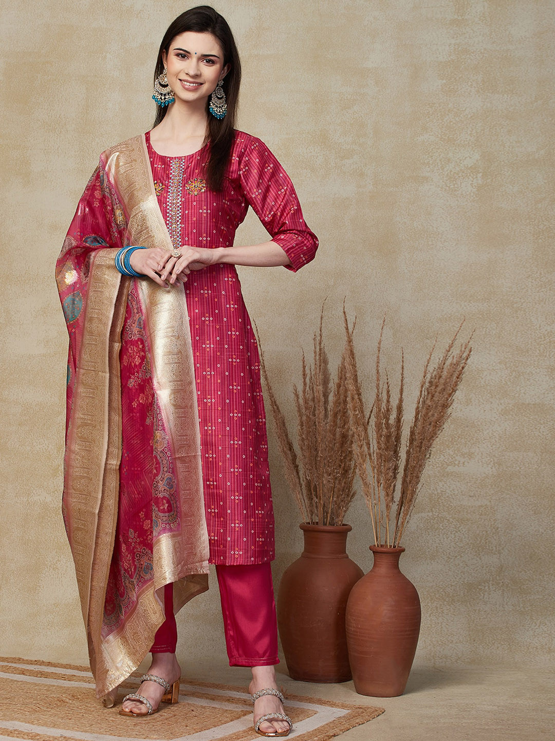 FASHOR Ethnic Motifs Printed Straight Chanderi Cotton Kurta with Trousers & Dupatta, Fuchsia
FASHOR Ethnic Motifs Printed Straight Chanderi Cotton Kurta with Trousers & Dupatta, Fuchsia