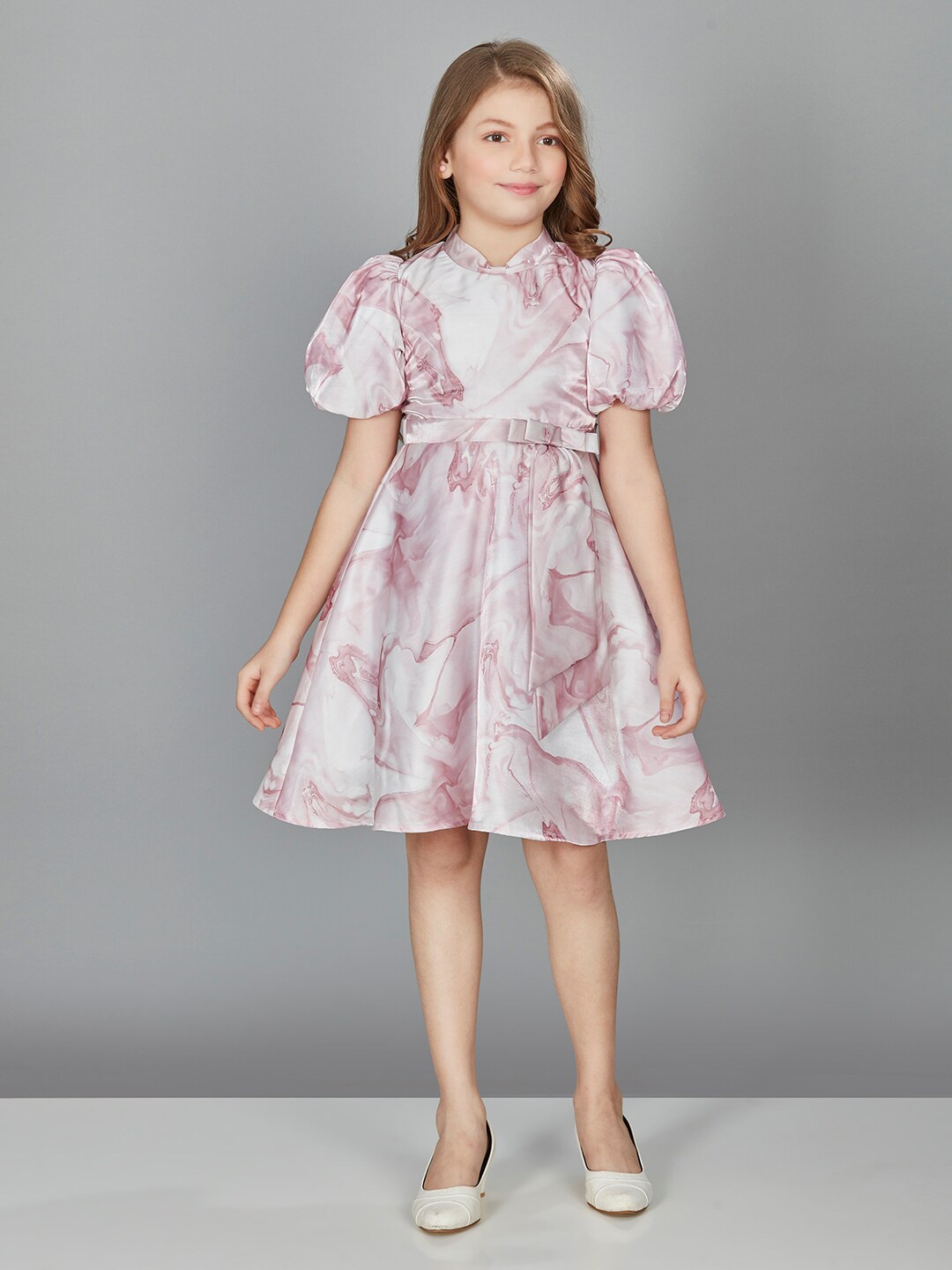Peppermint Mandarin Collar Floral Printed Short Flared Sleeve Fit & Flare Dress, Peach
Peppermint Mandarin Collar Floral Printed Short Flared Sleeve Fit & Flare Dress, Peach