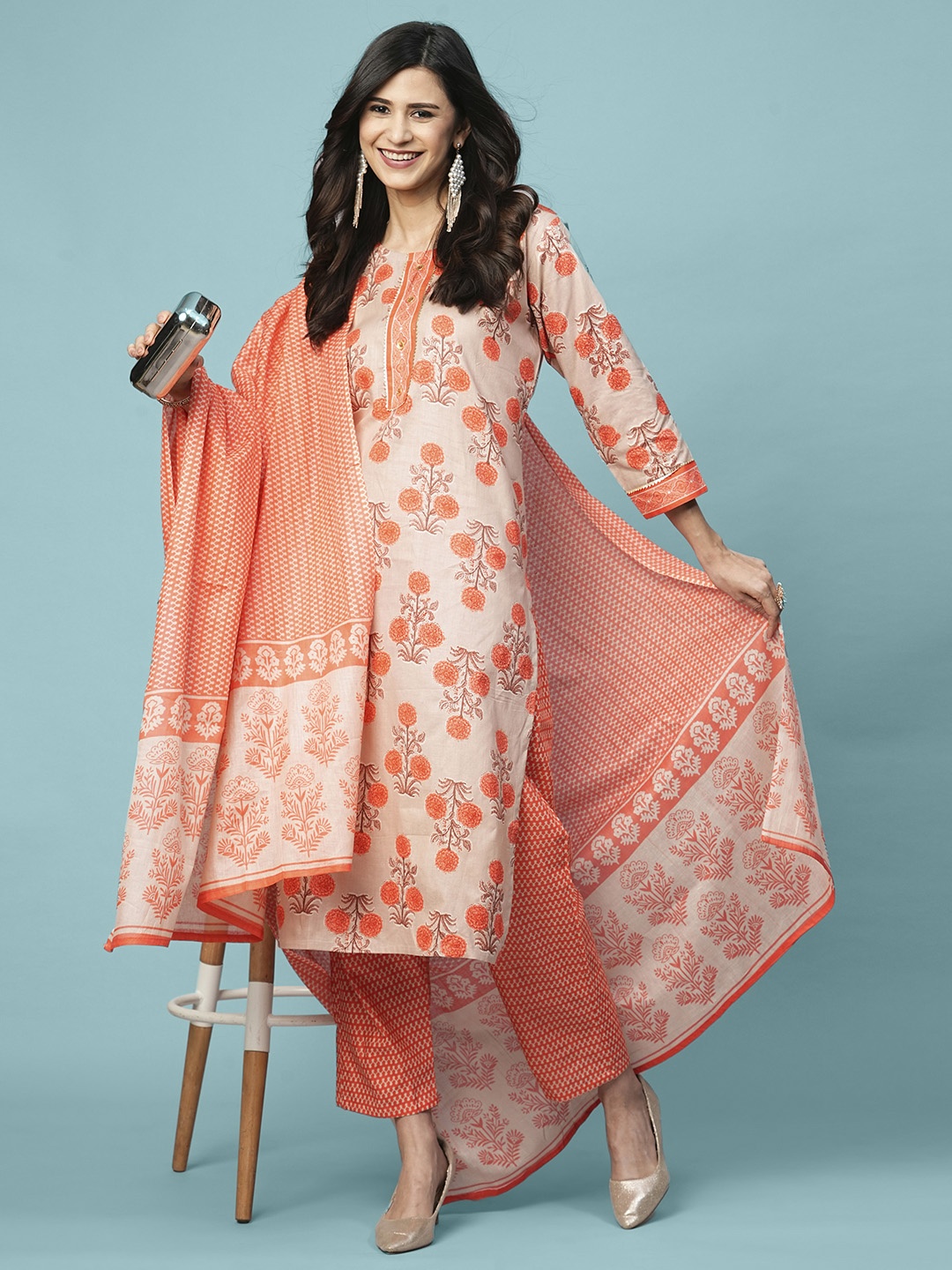 Kiana House Of Fashion Floral Print Pure Cotton Straight Kurta With Trousers & Dupatta, Orange
Kiana House Of Fashion Floral Print Pure Cotton Straight Kurta With Trousers & Dupatta, Orange
