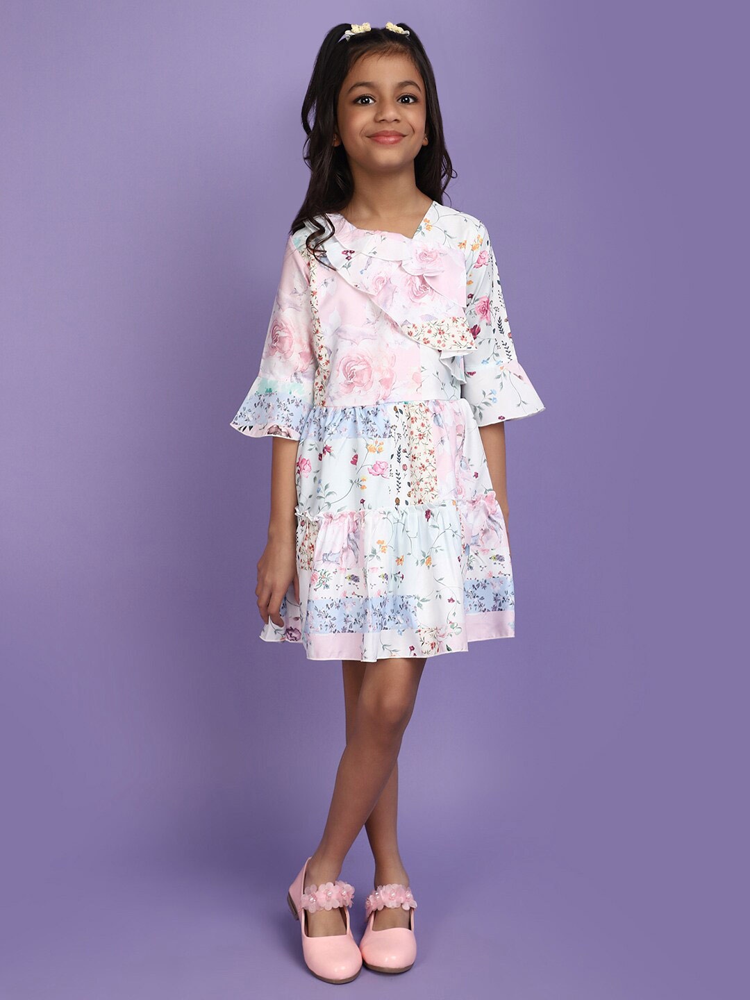V-Mart Girls Floral Printed Asymmetric Neck Bell Sleeves Layered Cotton Fit & Flare Dress, White
V-Mart Girls Floral Printed Asymmetric Neck Bell Sleeves Layered Cotton Fit & Flare Dress, White