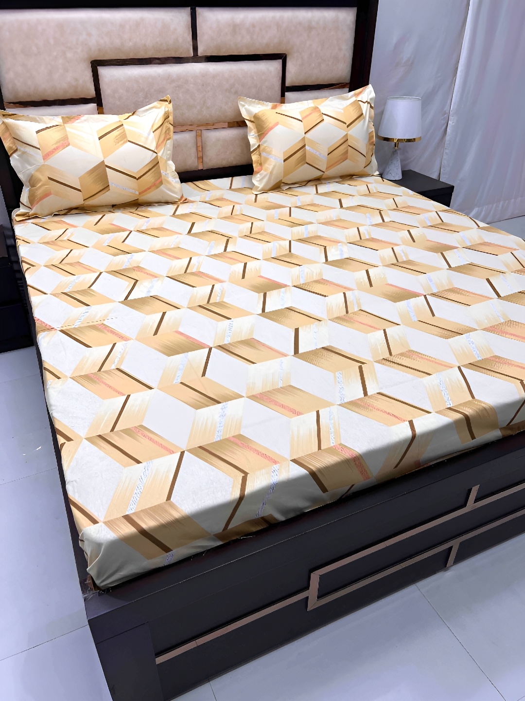 Pure Decor Yellow & White Printed Pure Cotton 250 TC Queen Bedsheet With 2 Pillow Covers
Pure Decor Yellow & White Printed Pure Cotton 250 TC Queen Bedsheet With 2 Pillow Covers