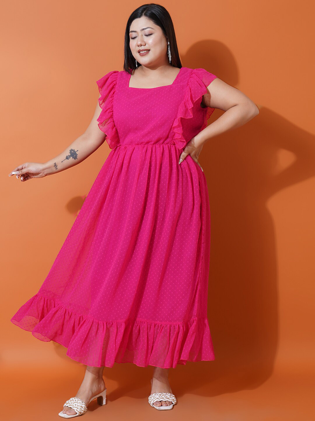 U&F Beyond Plus Size Self Design Square Neck Flutter Sleeve Ruffled Georgette Maxi Dress, Magenta
U&F Beyond Plus Size Self Design Square Neck Flutter Sleeve Ruffled Georgette Maxi Dress, Magenta