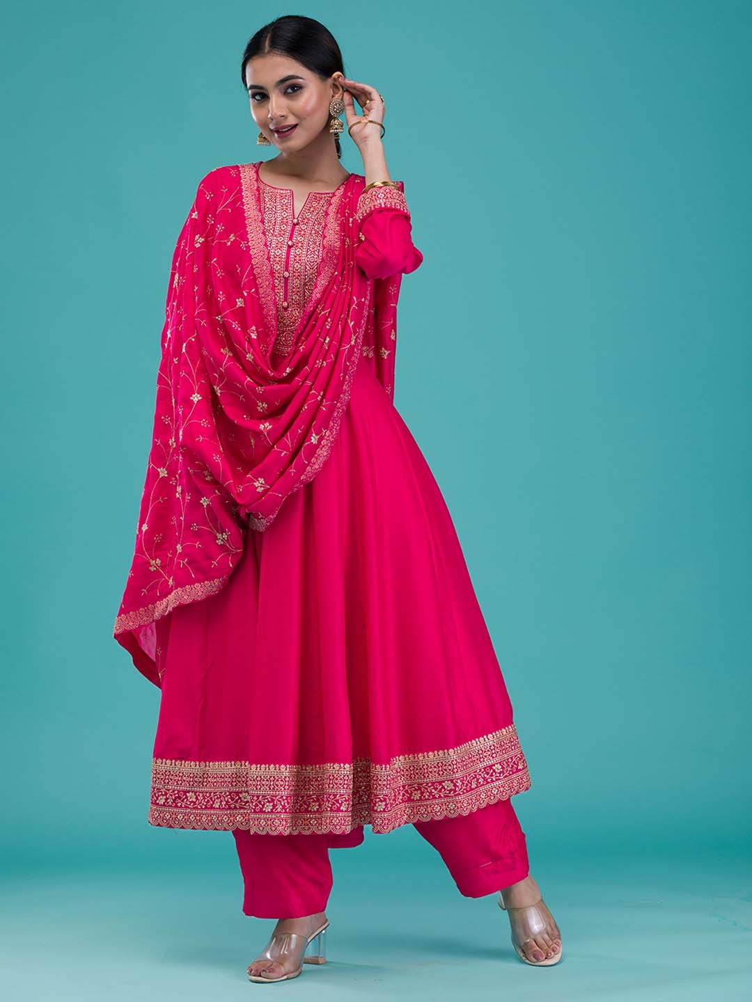 Koskii Women Embroidered Regular Silk Crepe Kurta with Trousers & With Dupatta, Pink
Koskii Women Embroidered Regular Silk Crepe Kurta with Trousers & With Dupatta, Pink