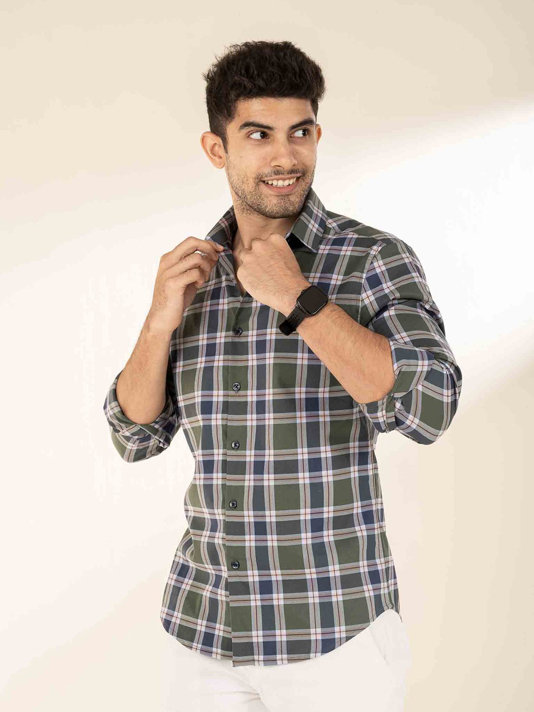 The Bleu Label Spread Collar Long Sleeves Classic Slim Fit Checked Cotton Casual Shirt, Green
The Bleu Label Spread Collar Long Sleeves Classic Slim Fit Checked Cotton Casual Shirt, Green