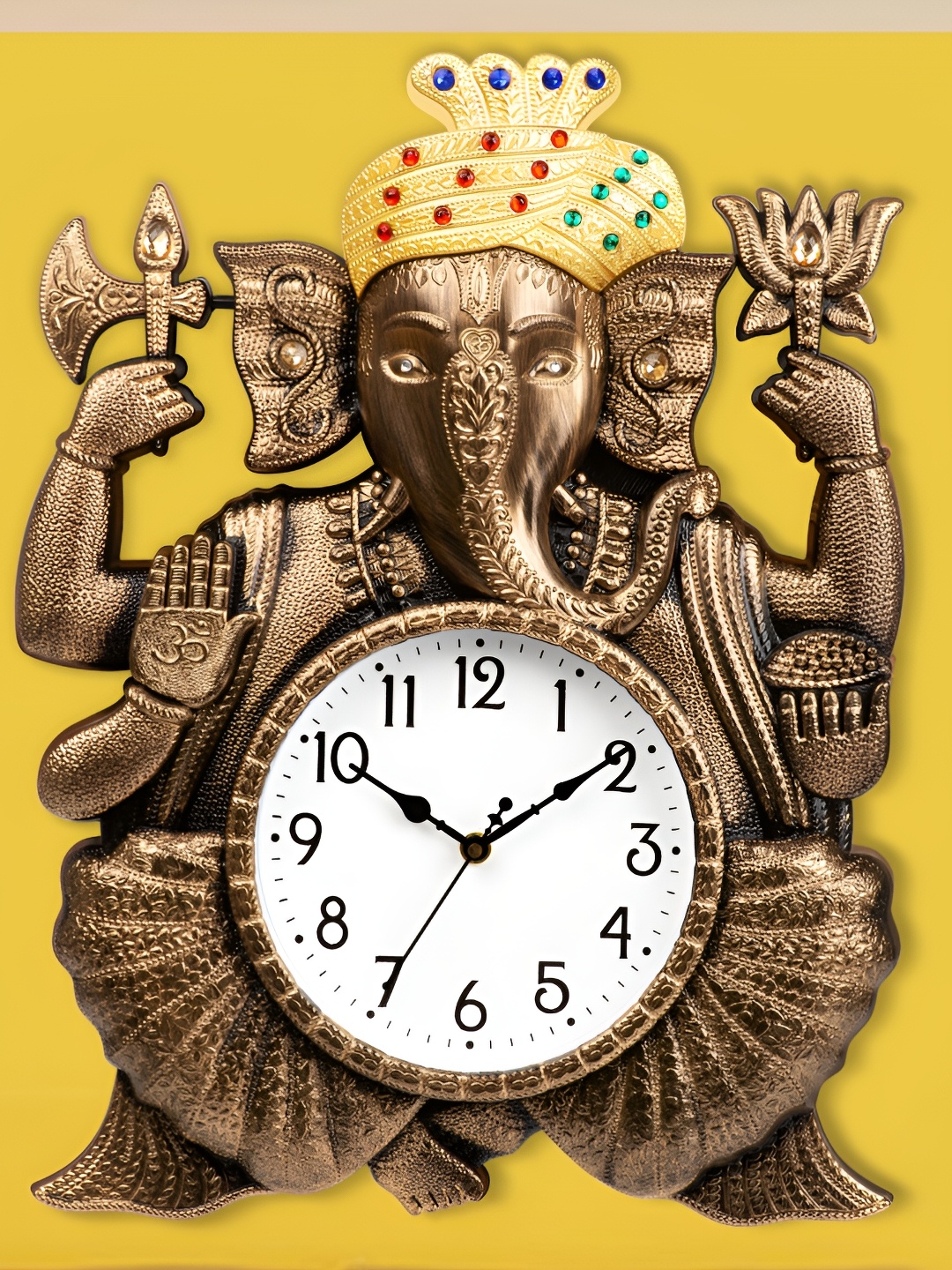 Attractionz Copper & Gold Toned Round Shaped Textured Traditional Analogue Wall Clock
Attractionz Copper & Gold Toned Round Shaped Textured Traditional Analogue Wall Clock