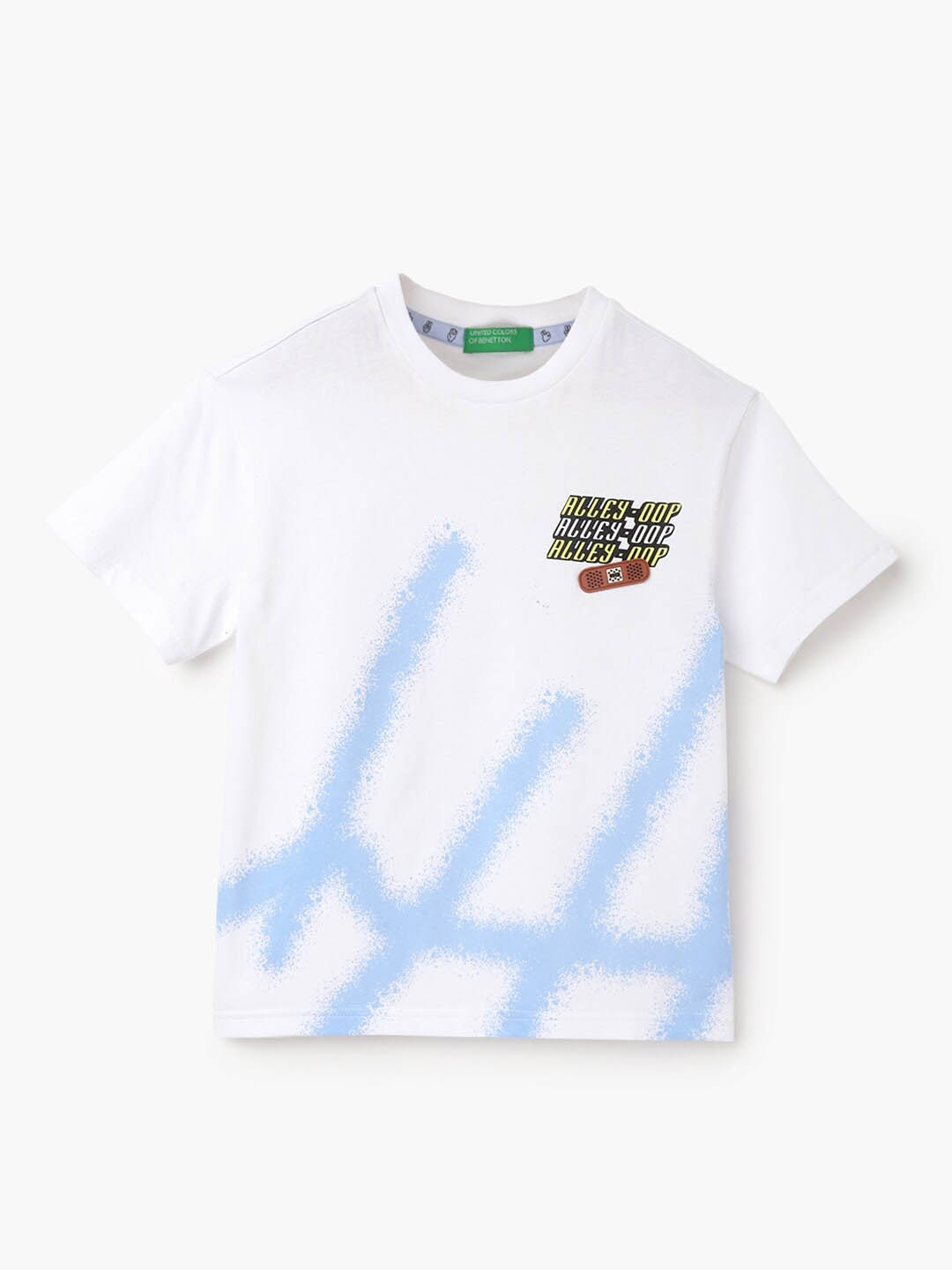 United Colors of Benetton Boys Printed Round Neck Short Sleeves Pure Cotton T-shirt, White
United Colors of Benetton Boys Printed Round Neck Short Sleeves Pure Cotton T-shirt, White