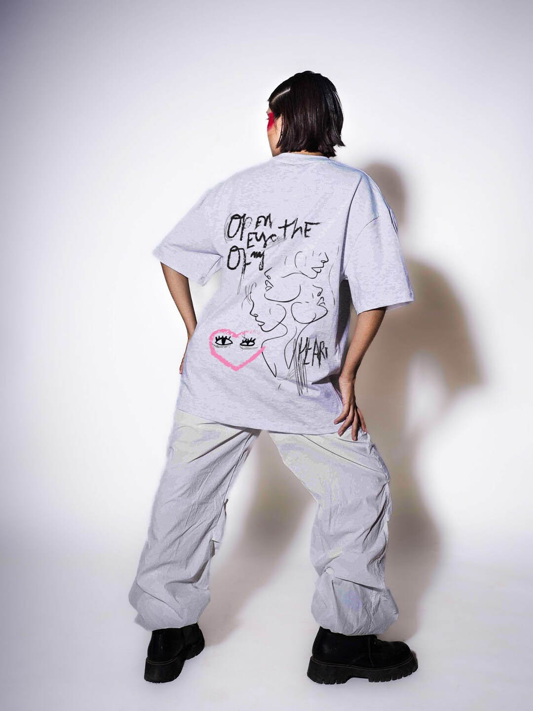 Ostilos Typography Printed Drop-Shoulder Sleeves Cotton Longline Oversized T-shirt, Grey
Ostilos Typography Printed Drop-Shoulder Sleeves Cotton Longline Oversized T-shirt, Grey