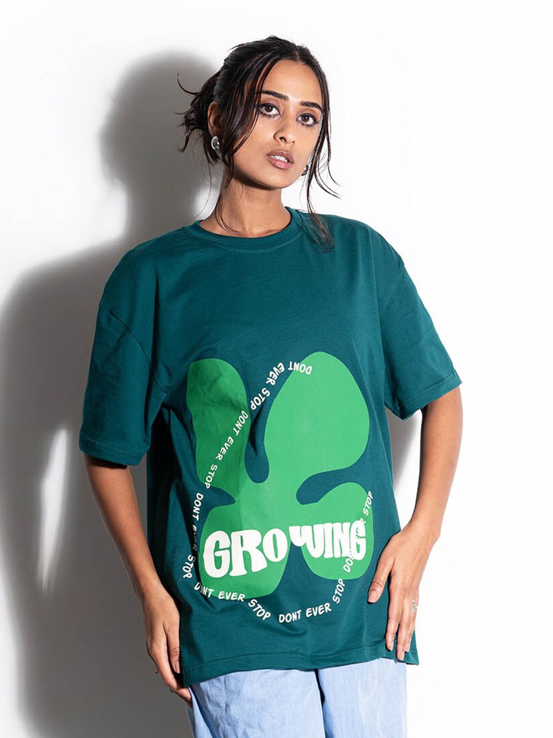 Ostilos Typography Printed Drop-Shoulder Sleeves Cotton Longline Oversized T-shirt, Green
Ostilos Typography Printed Drop-Shoulder Sleeves Cotton Longline Oversized T-shirt, Green