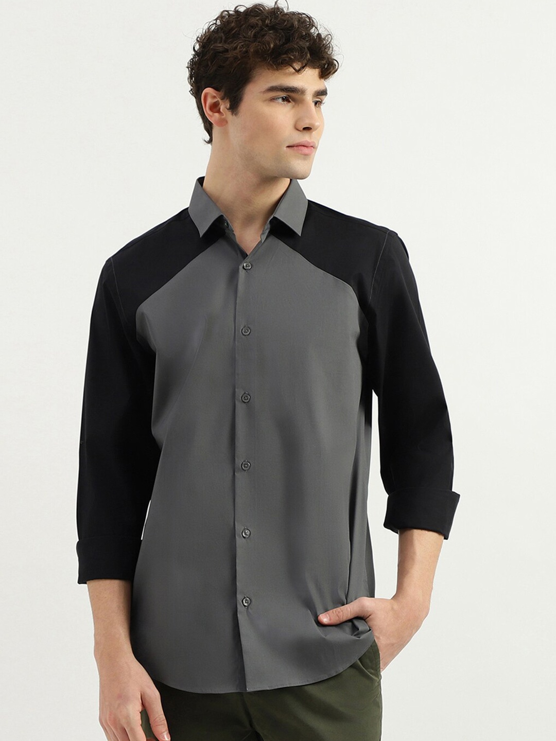United Colors of Benetton Slim Fit Colourblocked Spread Collar Long Sleeves Formal Shirt, Grey
United Colors of Benetton Slim Fit Colourblocked Spread Collar Long Sleeves Formal Shirt, Grey