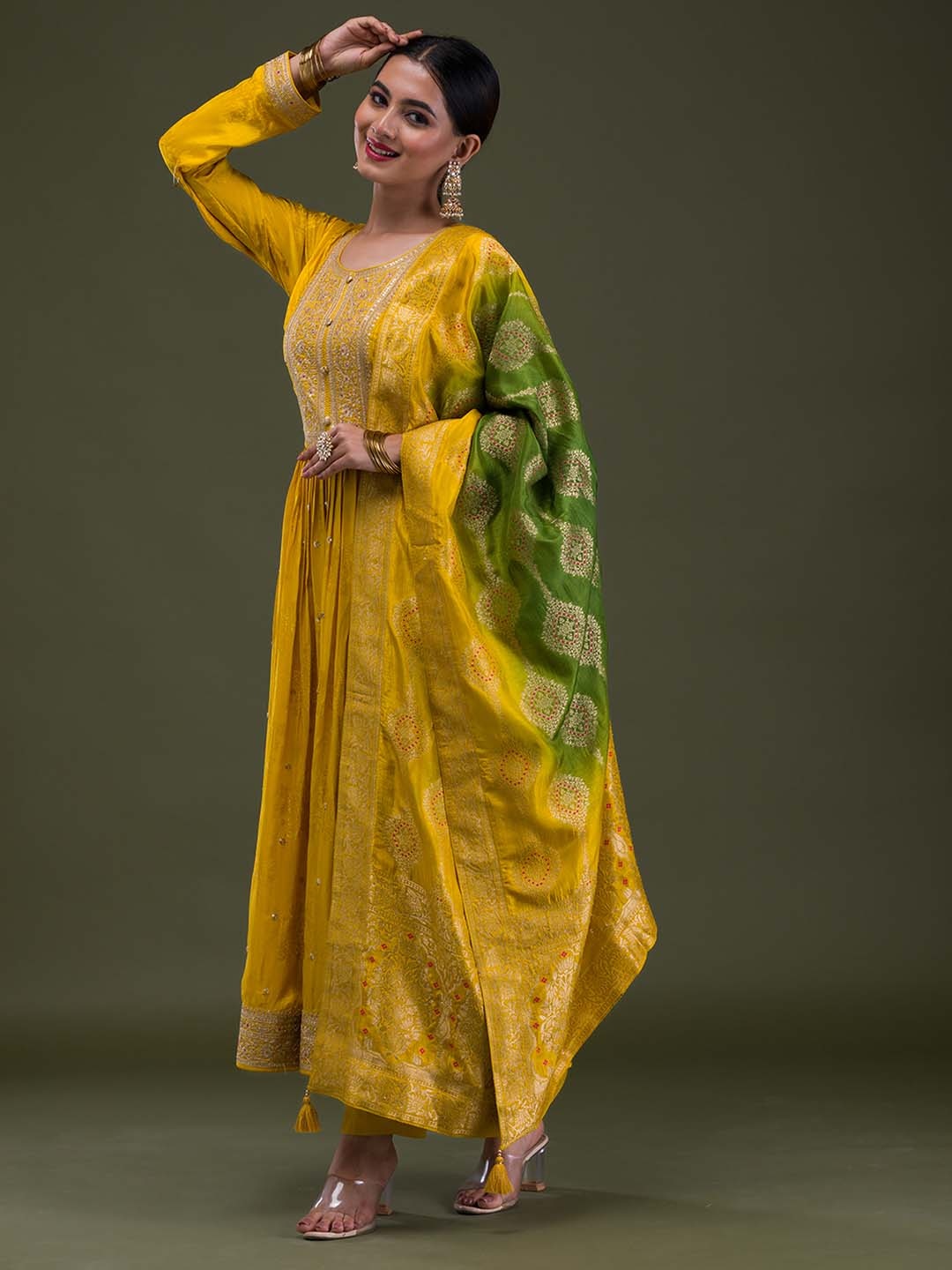 Koskii Women Ethnic Motifs Embroidered Thread Work Kurta with Trousers & With Dupatta, Yellow
Koskii Women Ethnic Motifs Embroidered Thread Work Kurta with Trousers & With Dupatta, Yellow