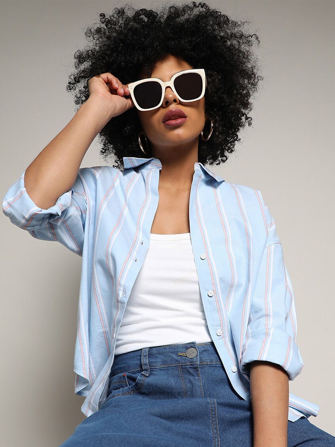 Campus Sutra Spread Collar Long Sleeves Modern Boxy Striped Casual Cotton Shirt, Blue
Campus Sutra Spread Collar Long Sleeves Modern Boxy Striped Casual Cotton Shirt, Blue