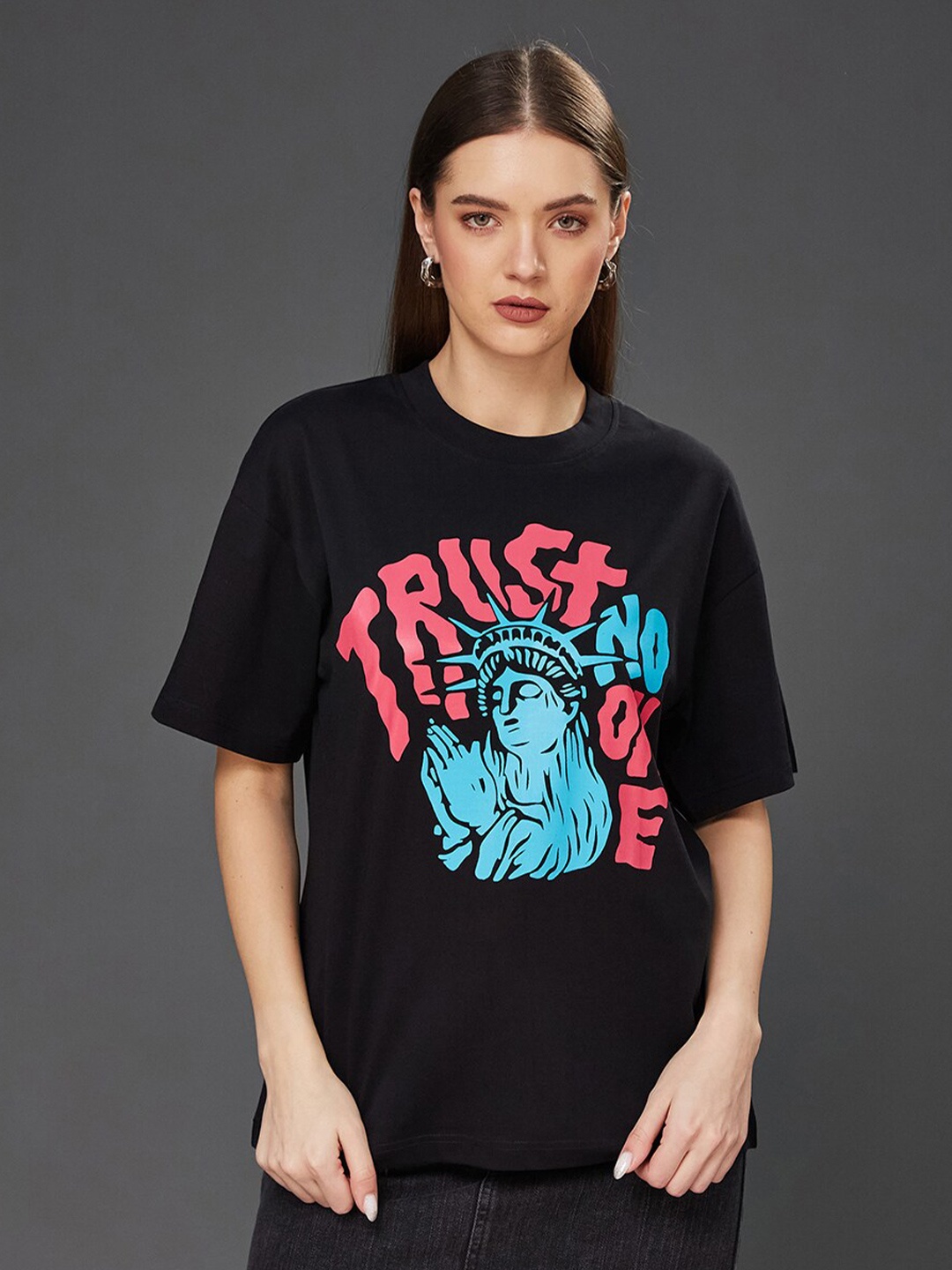 Miss Chase Graphic Printed Drop-Shoulder Sleeves Pure Cotton Oversized T-shirt, Black
Miss Chase Graphic Printed Drop-Shoulder Sleeves Pure Cotton Oversized T-shirt, Black