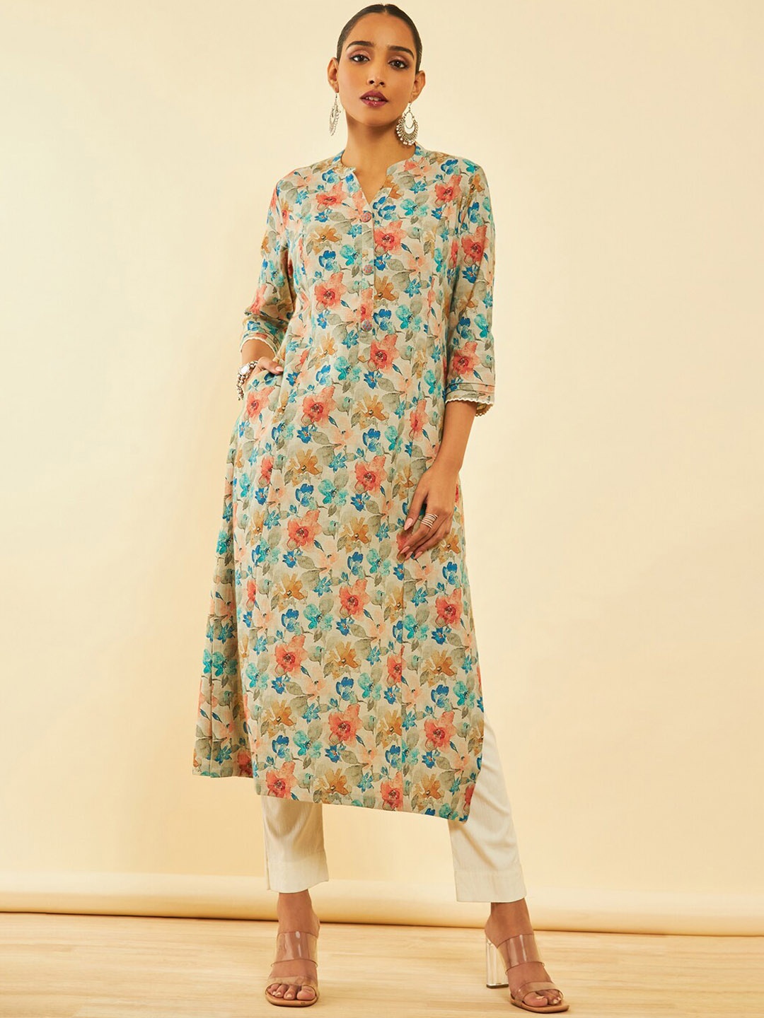 Soch Floral Printed Mandarin Collar Three-Quarter Sleeves Straight Linen Kurta, Beige
Soch Floral Printed Mandarin Collar Three-Quarter Sleeves Straight Linen Kurta, Beige