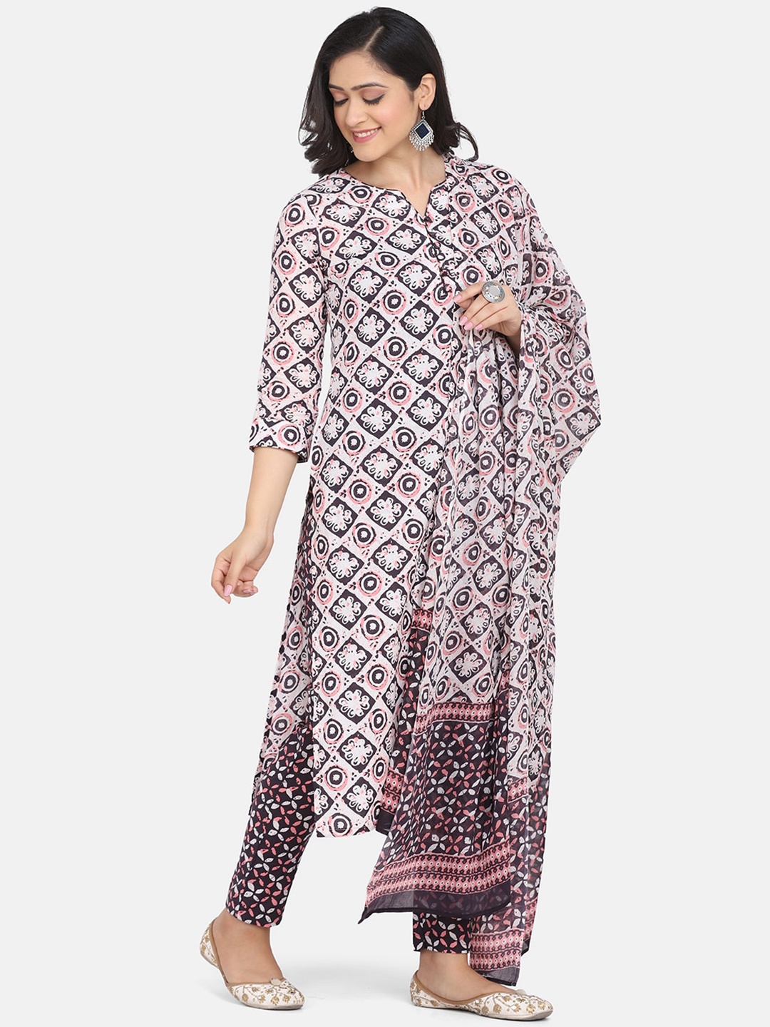 KALINI Women Ethnic Motifs Printed Regular Kurta with Trousers & With Dupatta, White
KALINI Women Ethnic Motifs Printed Regular Kurta with Trousers & With Dupatta, White