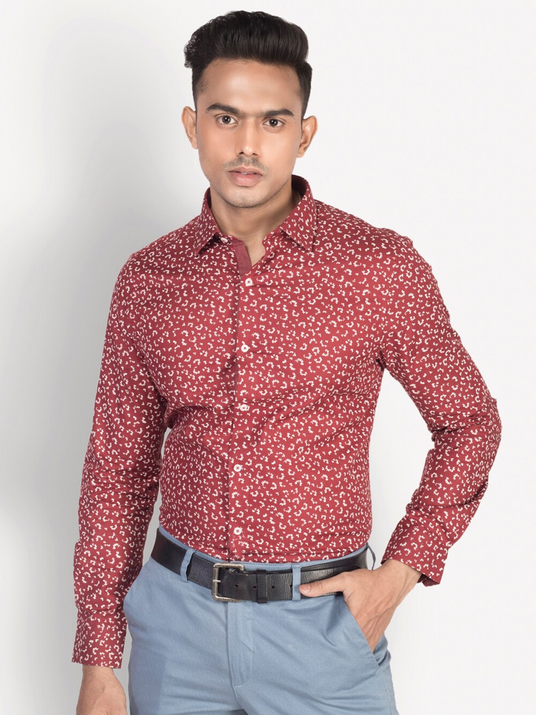 Turtle Classic Slim Fit Floral Printed Spread Collar Pure Cotton Formal Shirt, Maroon
Turtle Classic Slim Fit Floral Printed Spread Collar Pure Cotton Formal Shirt, Maroon